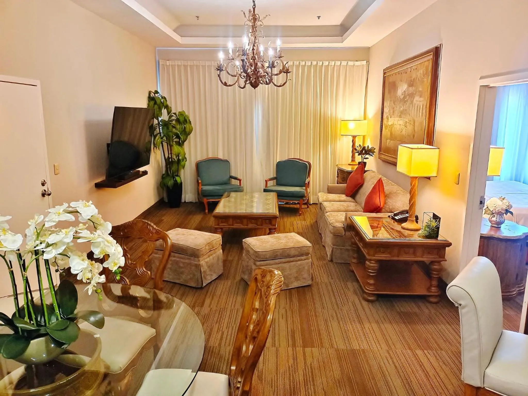 Photo of the whole room in Holiday Inn Reynosa Zona Dorada by IHG