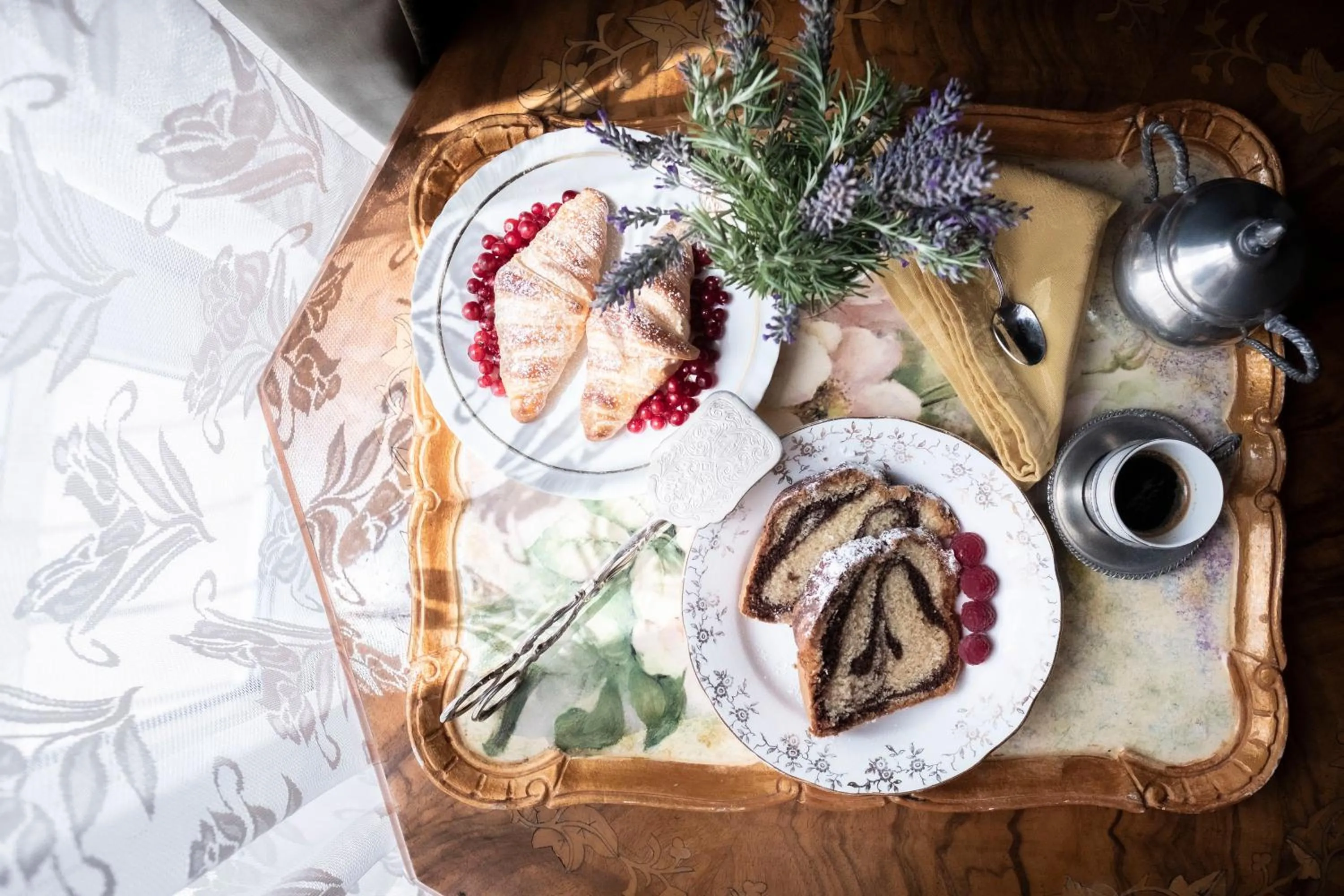 Food and drinks in Villa Clodia Relais