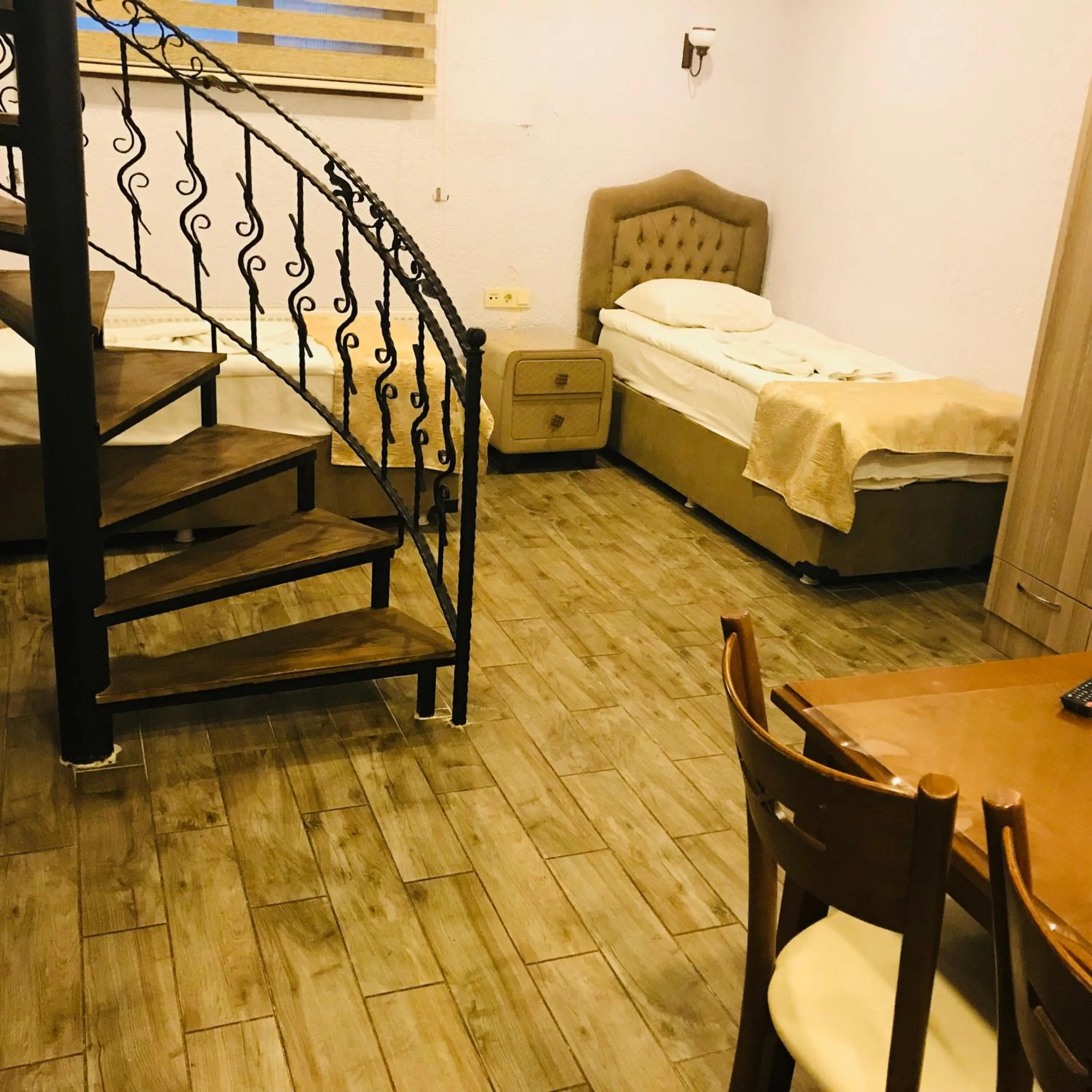 Bed in Harbour Suites Old City