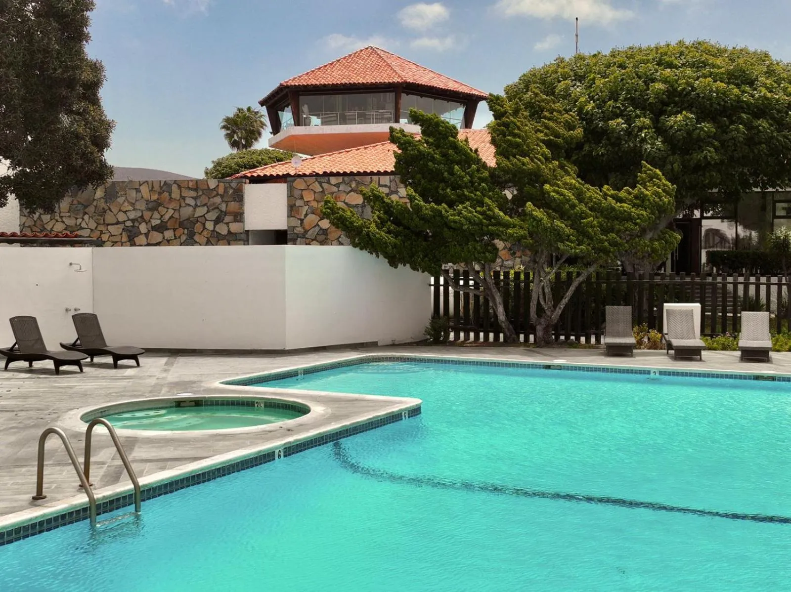 Swimming pool in Hacienda Bajamar