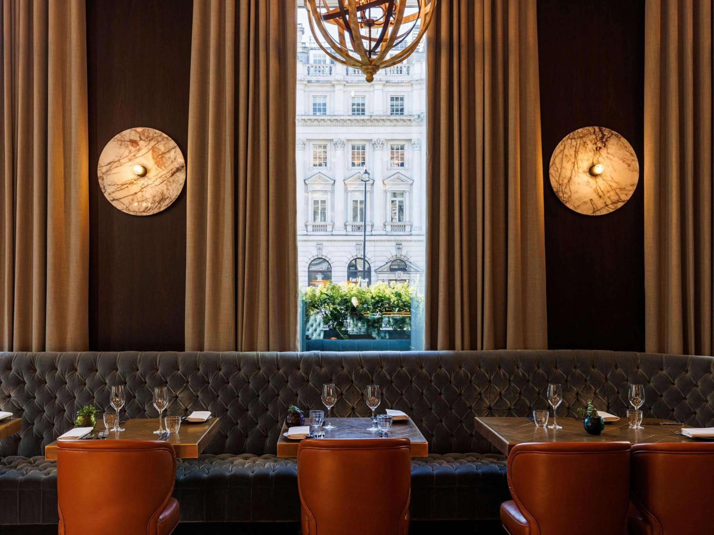 Restaurant/places to eat in Sofitel London St James