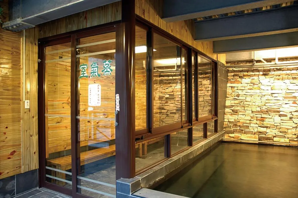 Property building in Ming Lu Holiday Hotel