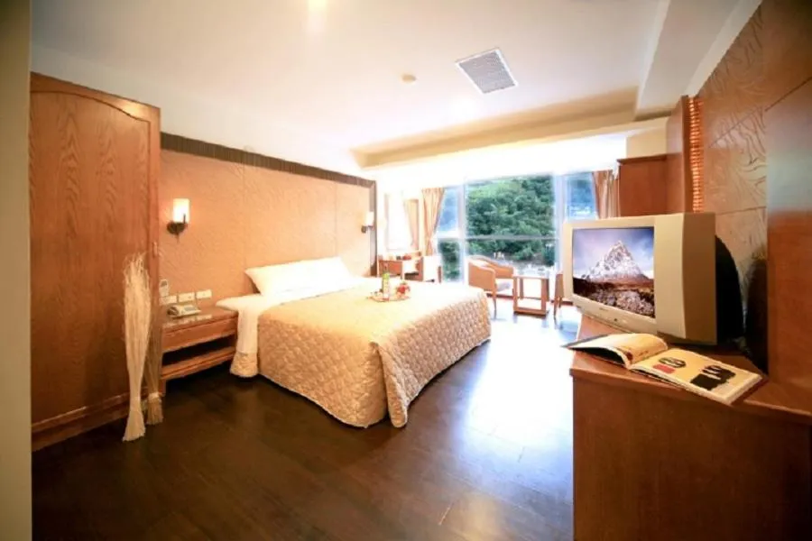 bunk bed, Bed in Ming Lu Holiday Hotel