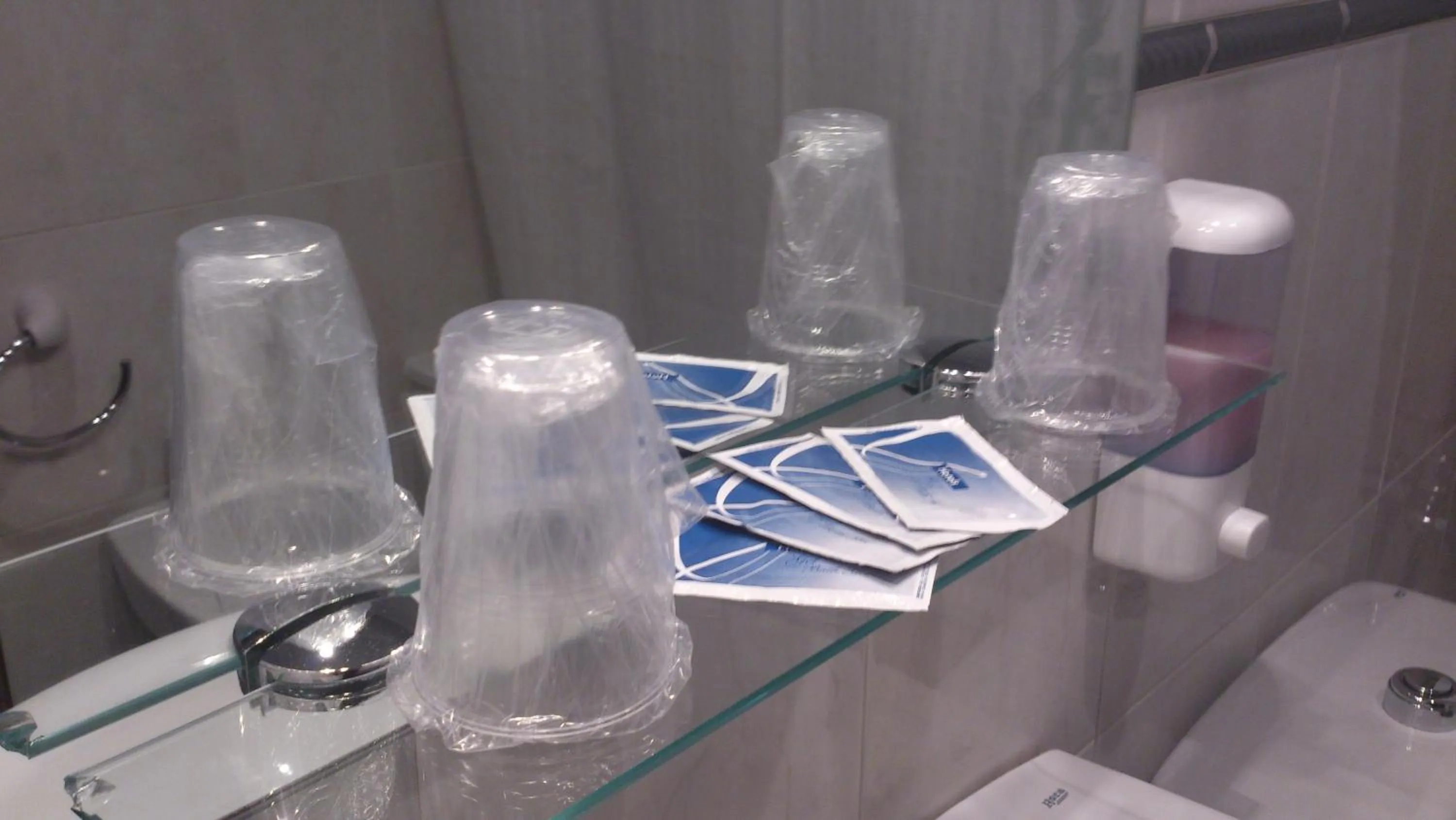 Bathroom in Hotel El Marino