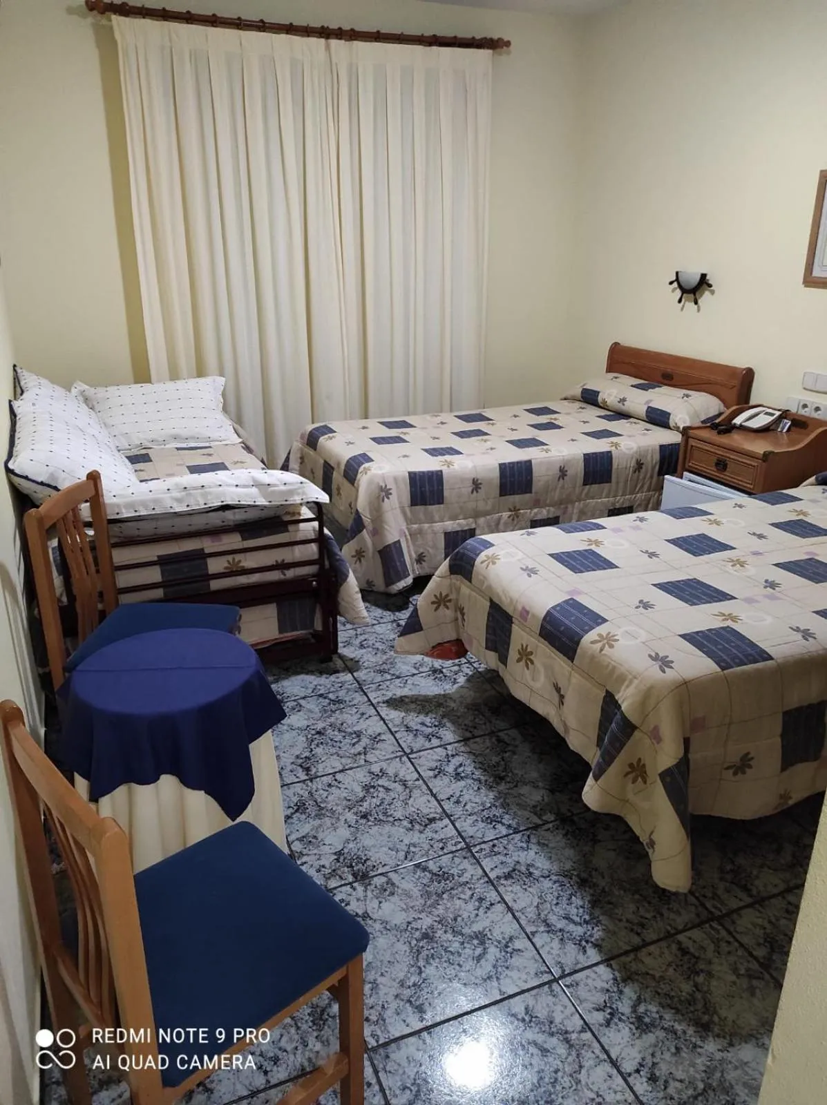 Photo of the whole room in Hotel El Marino