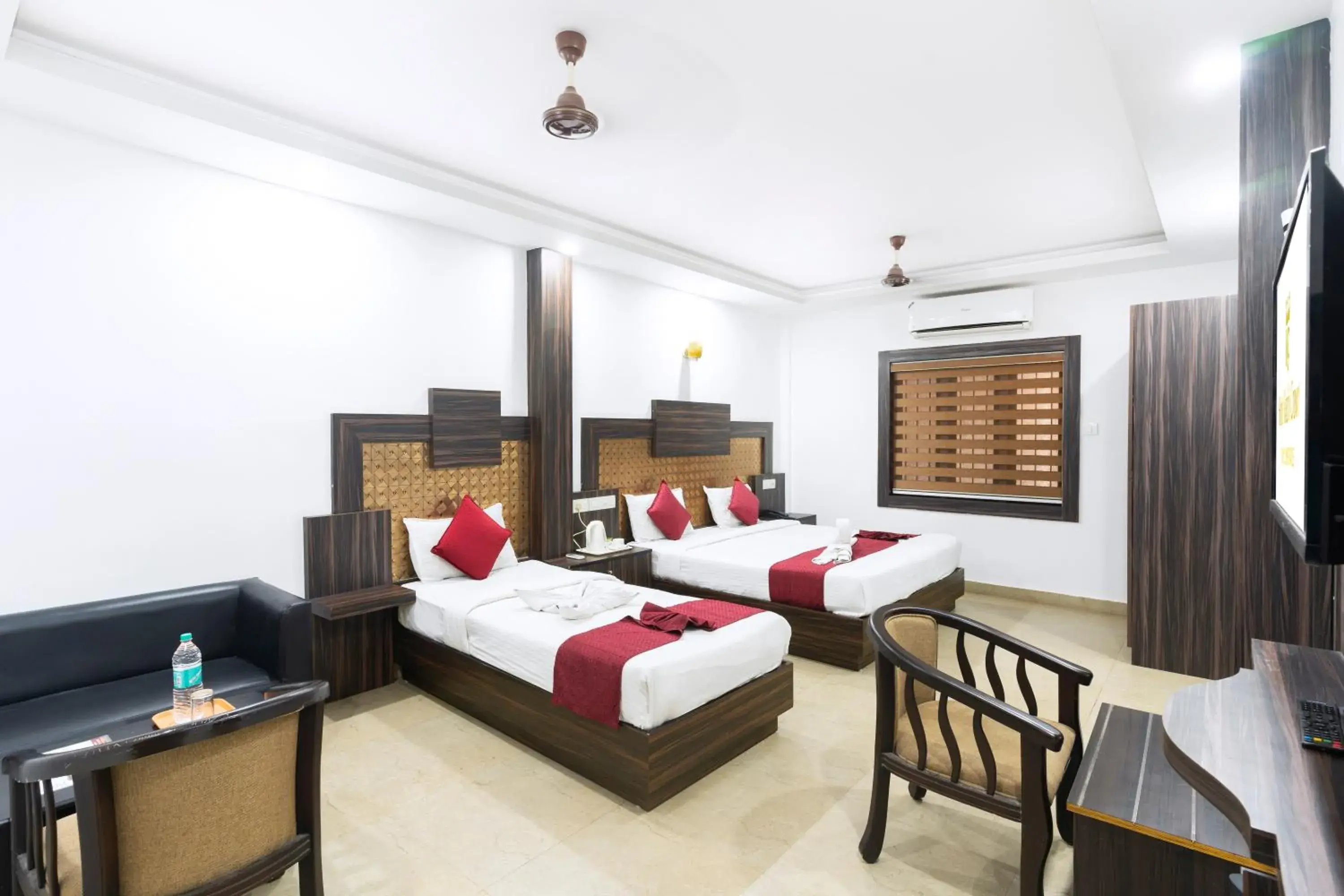 Hotel Kochi Crown Hotel Kochi Crown