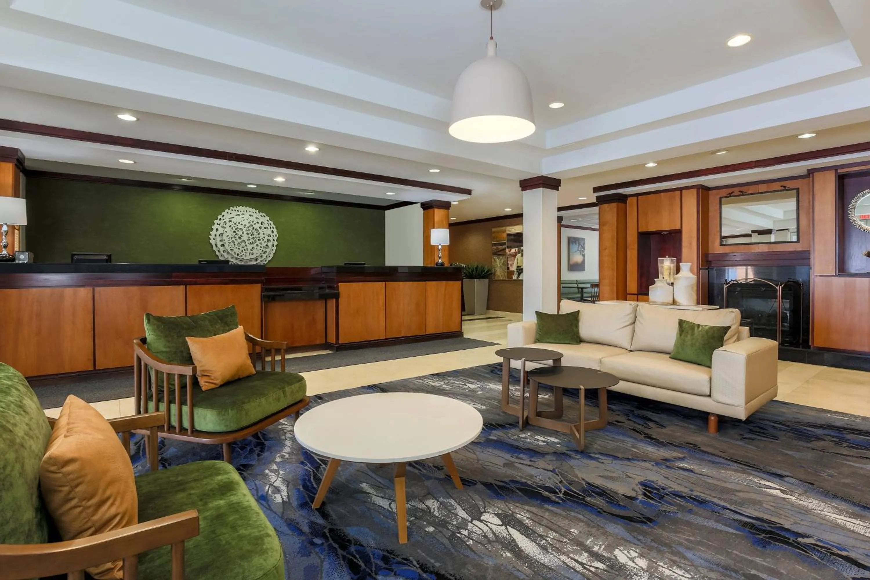 Lobby or reception in Fairfield Inn & Suites by Marriott Mahwah