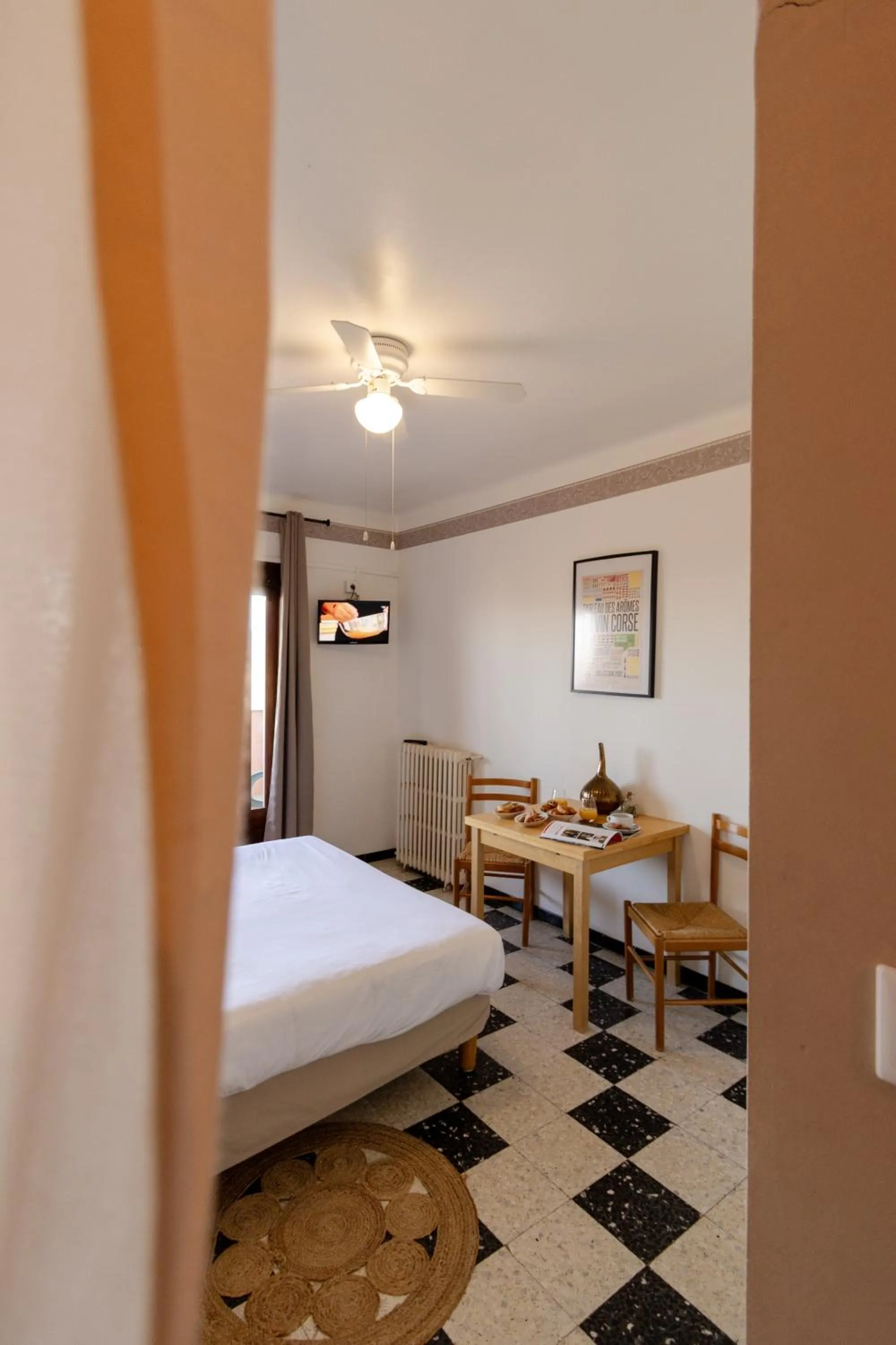 Bed in Hôtel Restaurant Sole e Monte