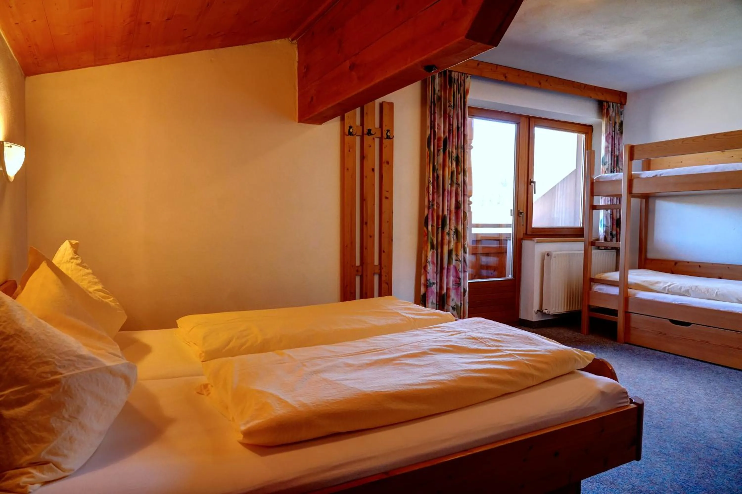 Bed in Aparthotel Iris
