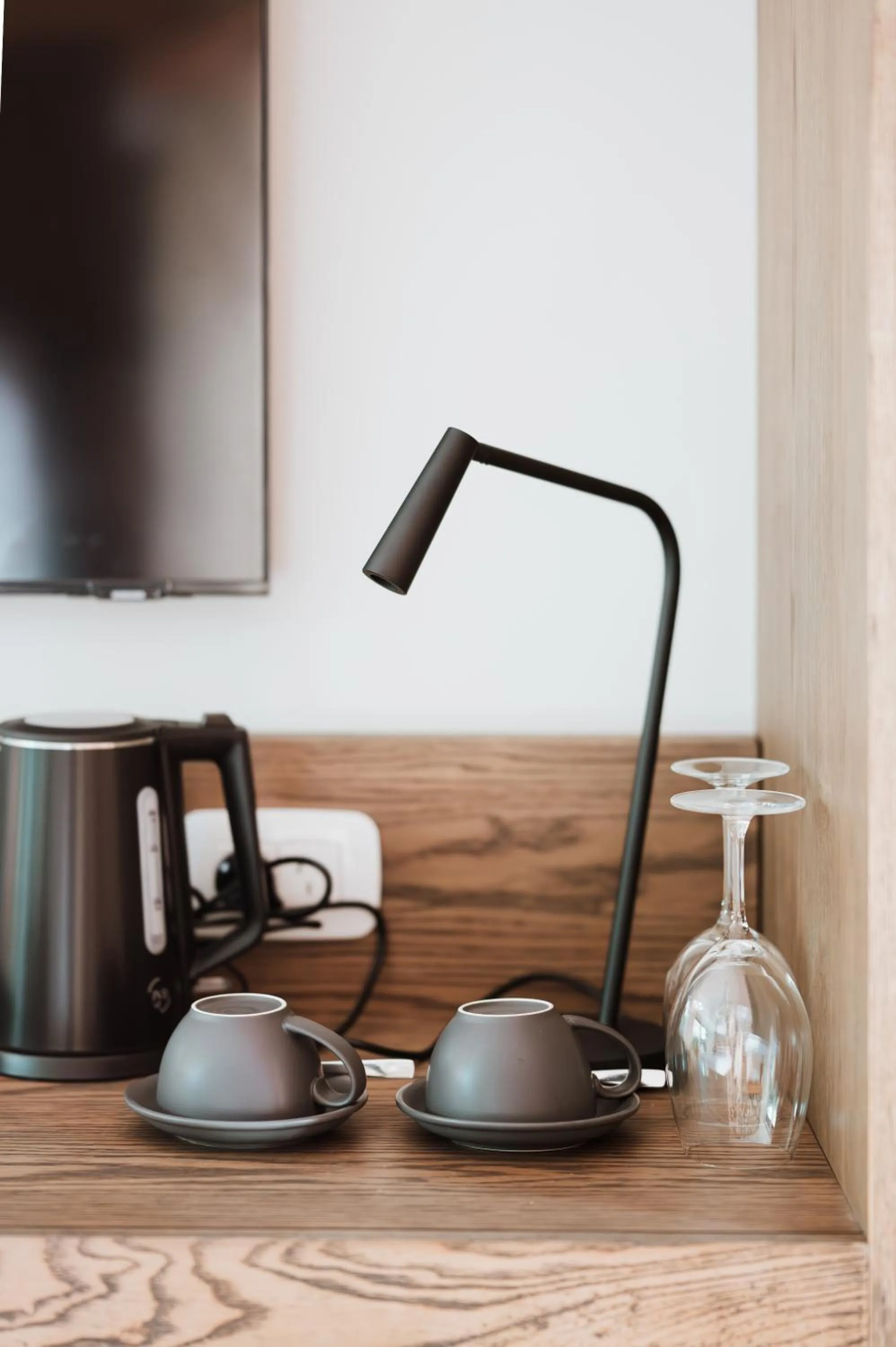 TV and multimedia in The Continental Hotel