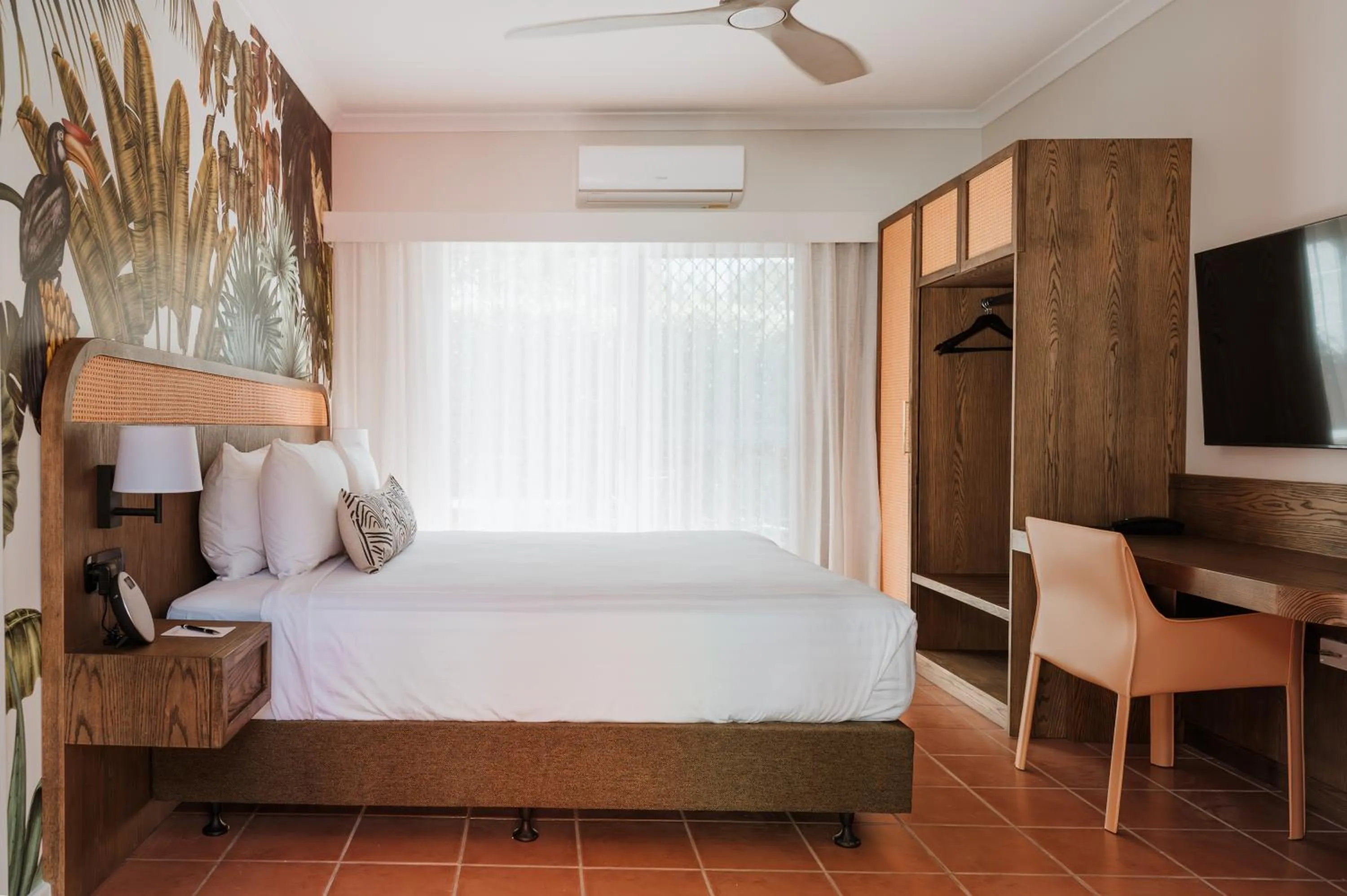 Bed in The Continental Hotel