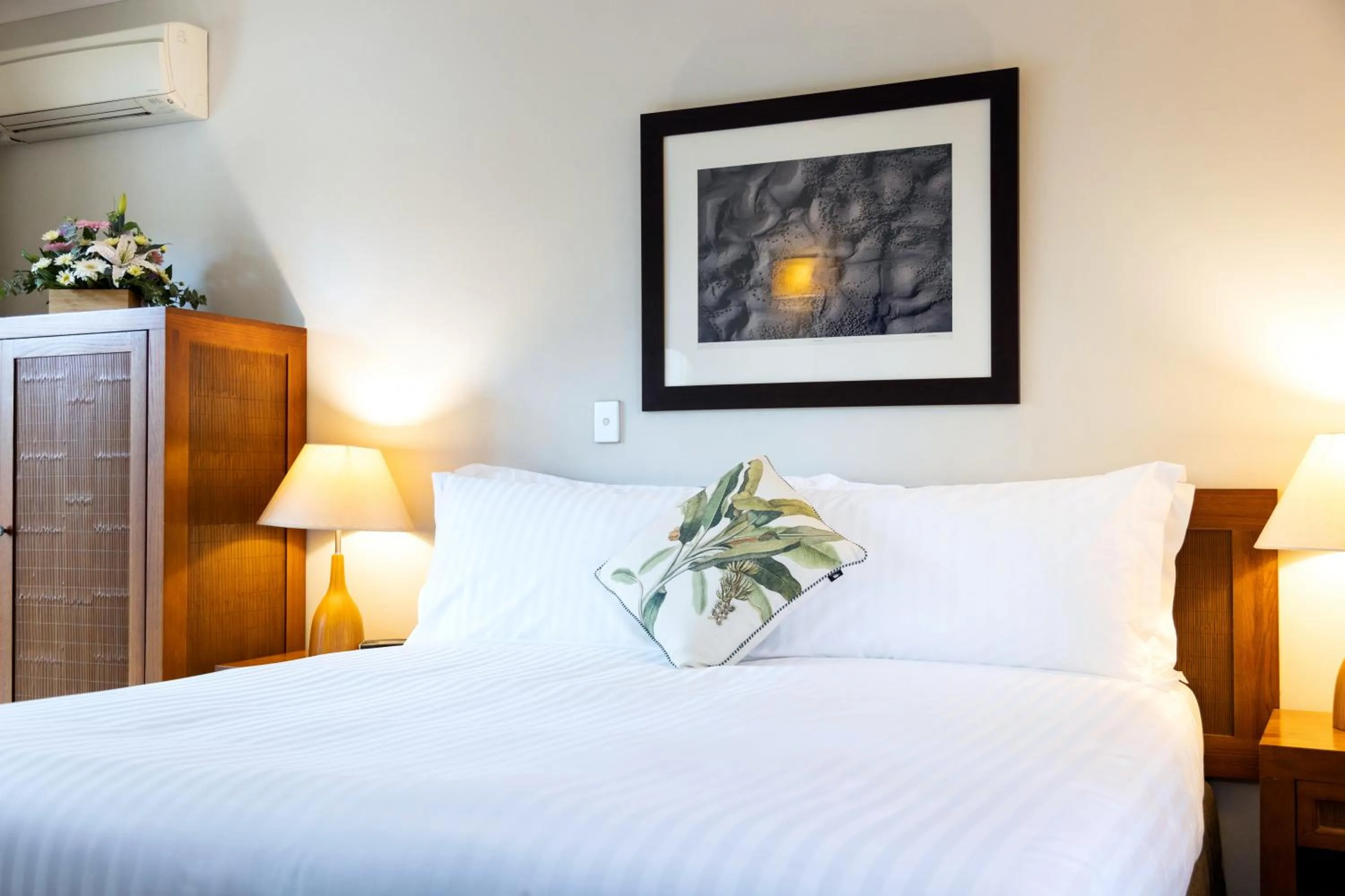 TV and multimedia, Bed in The Continental Hotel