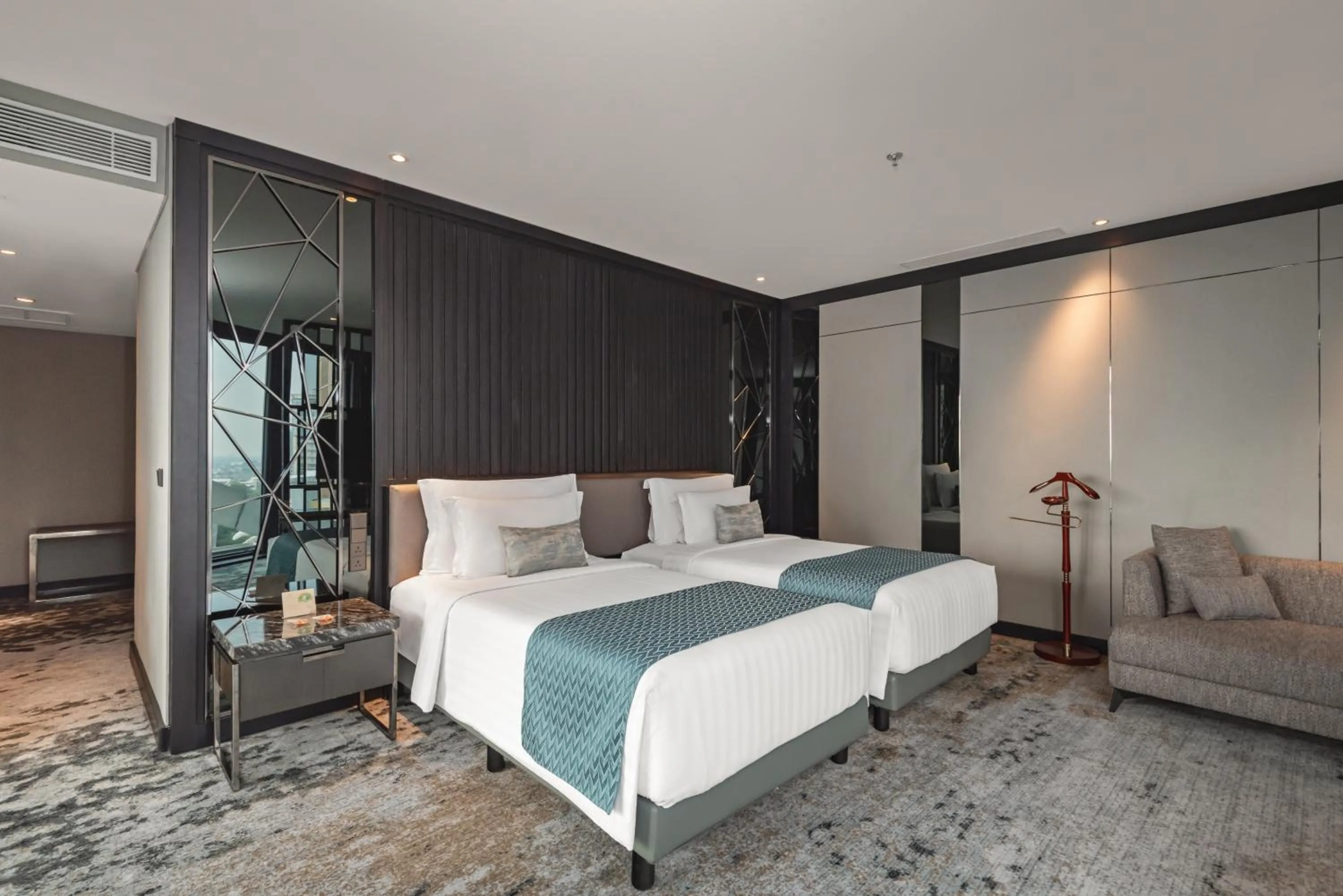 Bed in JHL Solitaire Gading Serpong