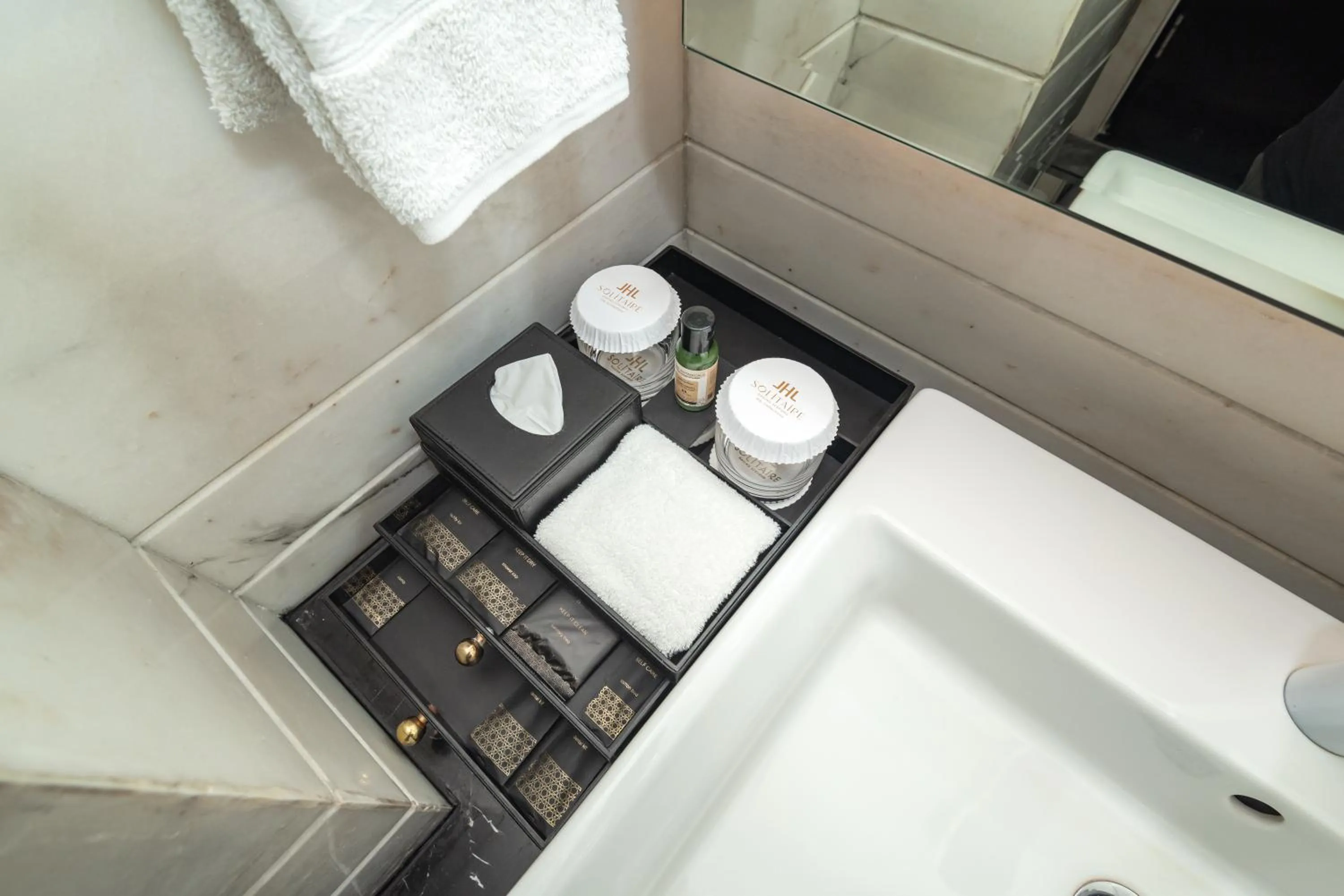 Bathroom in JHL Solitaire Gading Serpong