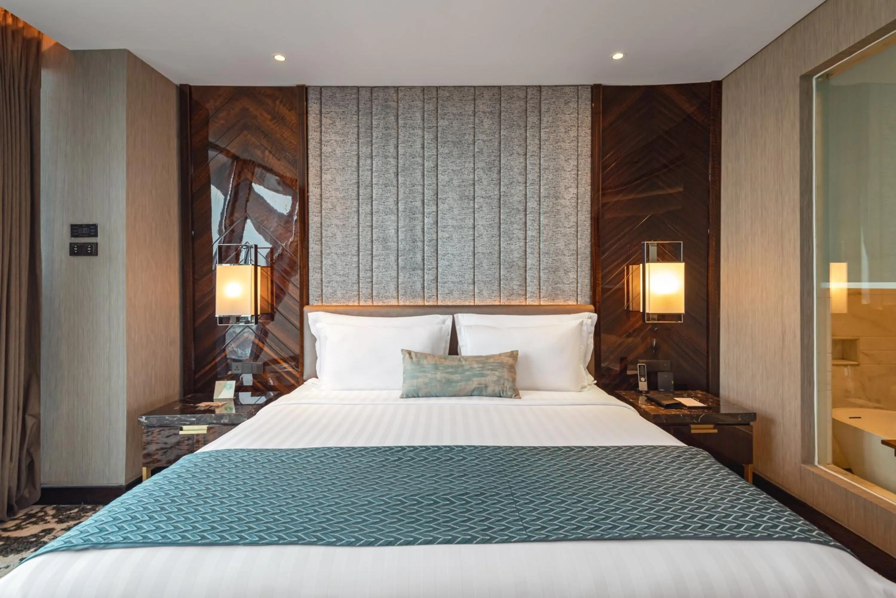 Bed in JHL Solitaire Gading Serpong