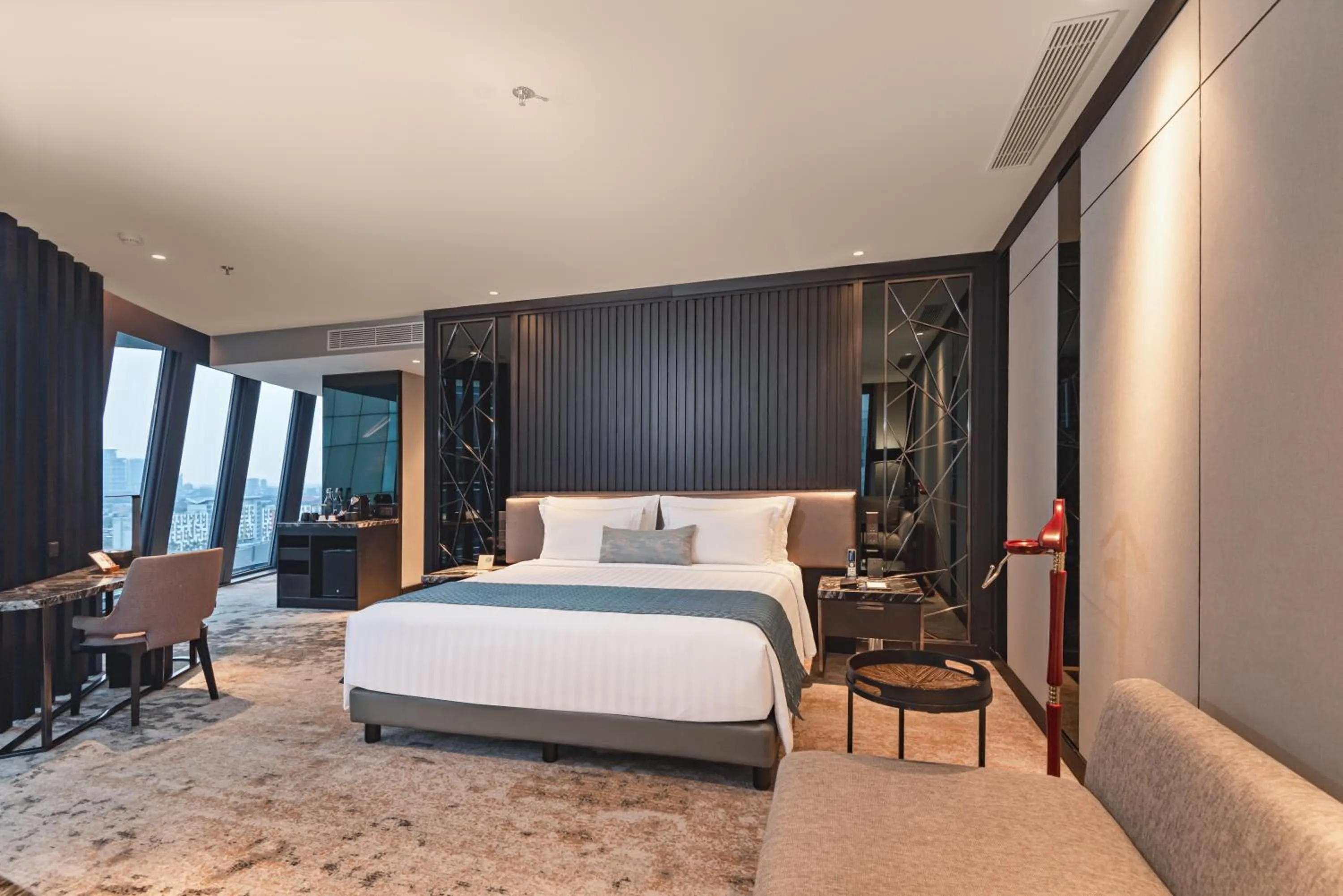 Bed in JHL Solitaire Gading Serpong