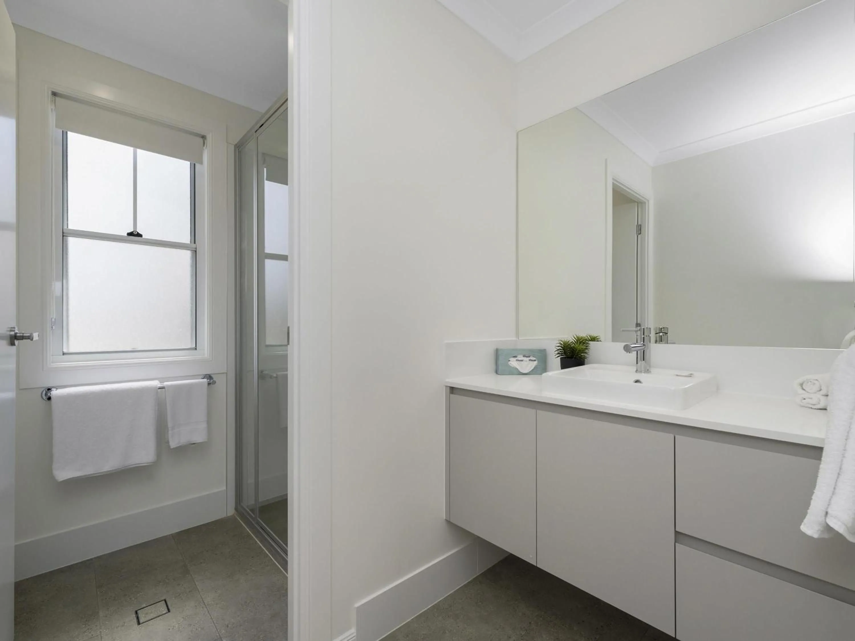 Bedroom in Mercure Townsville