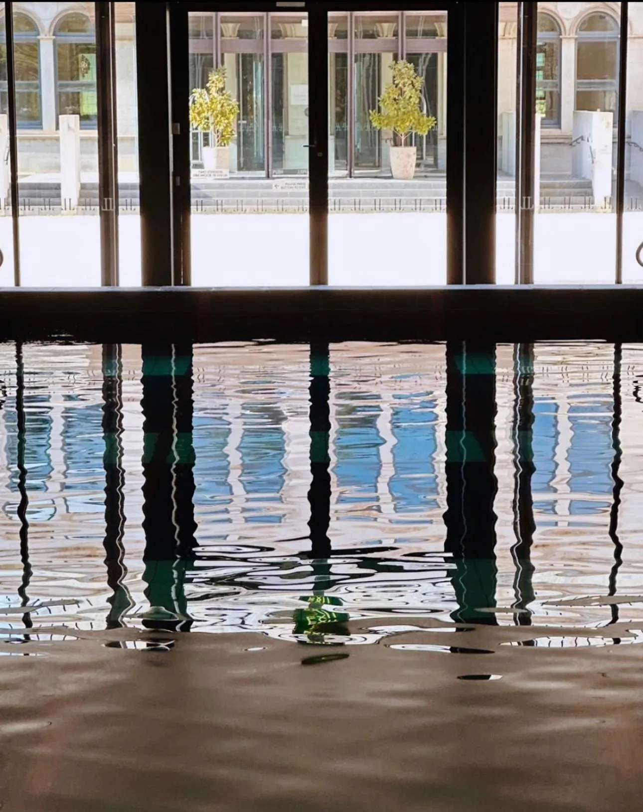 Swimming pool in Lancemore Mansion Hotel Werribee Park