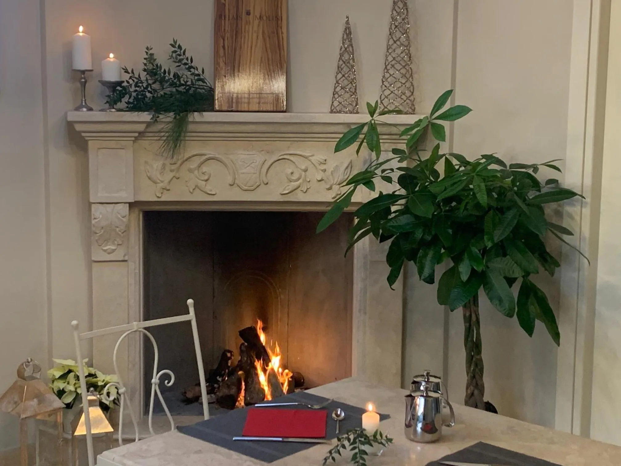 fireplace in Relais dei Molini - Villa dei Molini