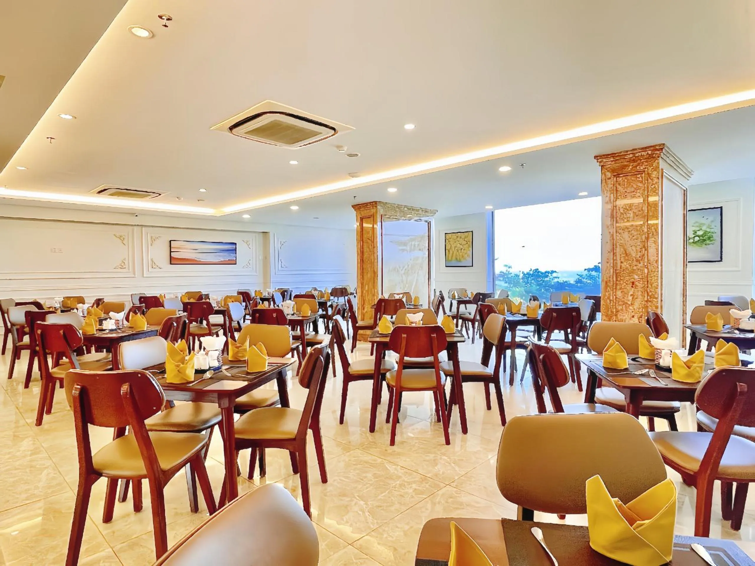 Restaurant/places to eat in Imperial Nha Trang