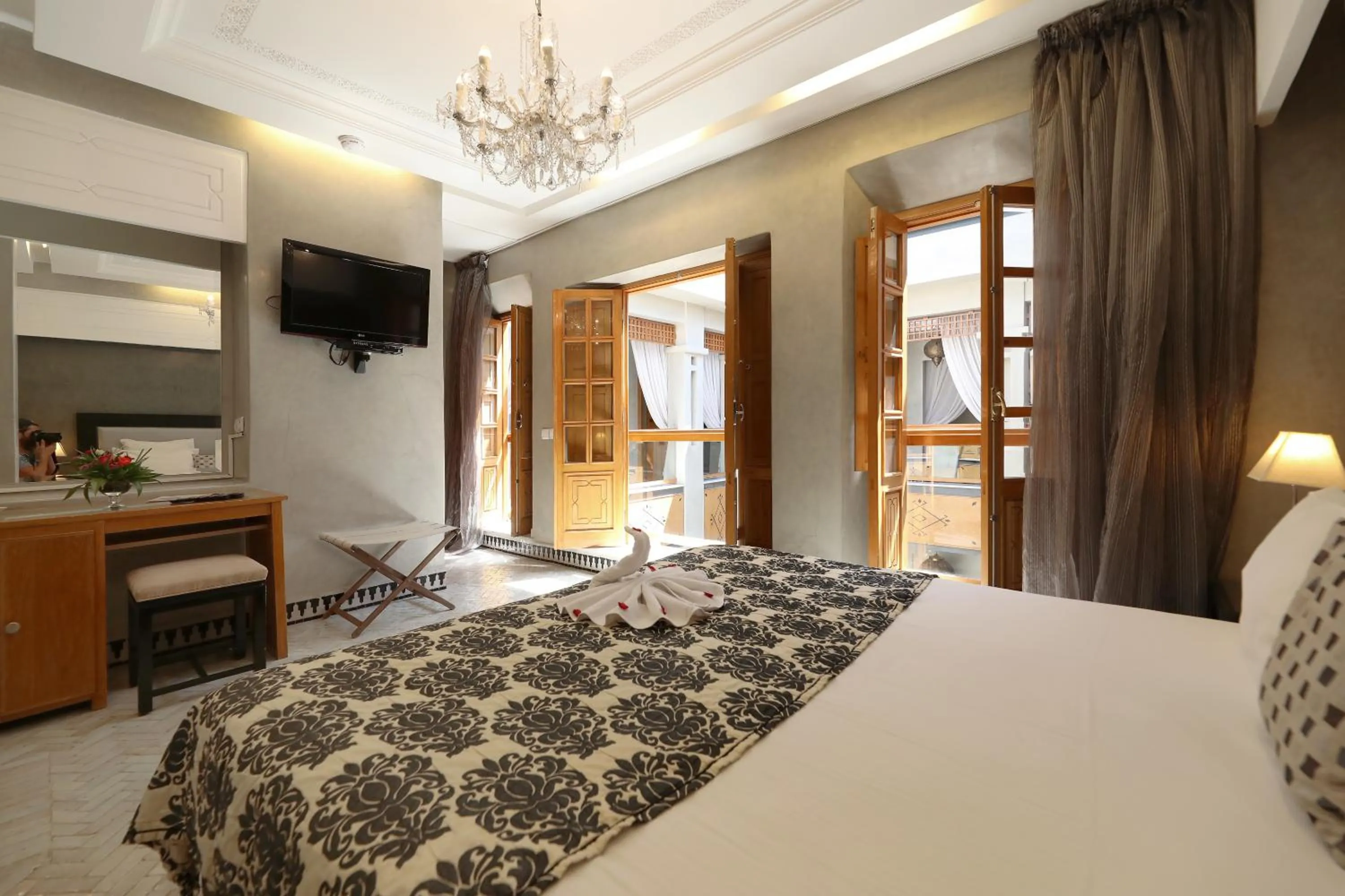 Bedroom, Bed in Riad L'Etoile D'Orient