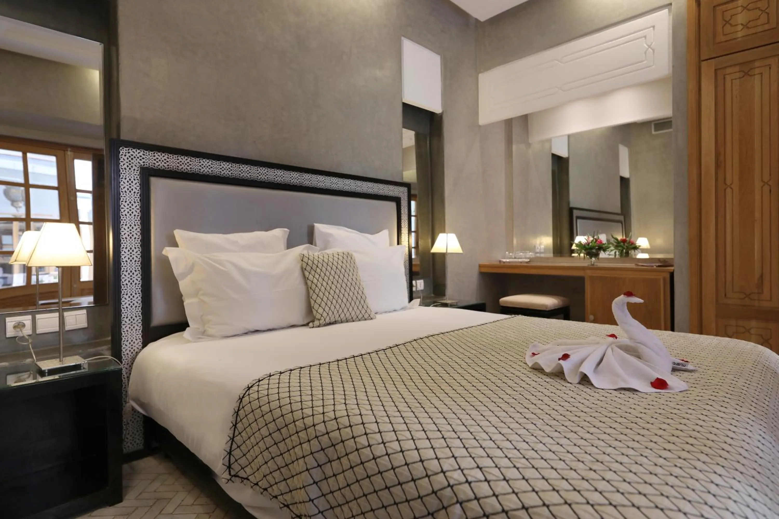 Bedroom, Bed in Riad L'Etoile D'Orient