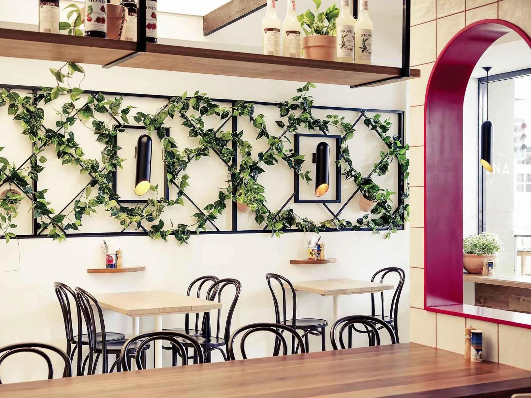 Restaurant/places to eat in Mercure Perth