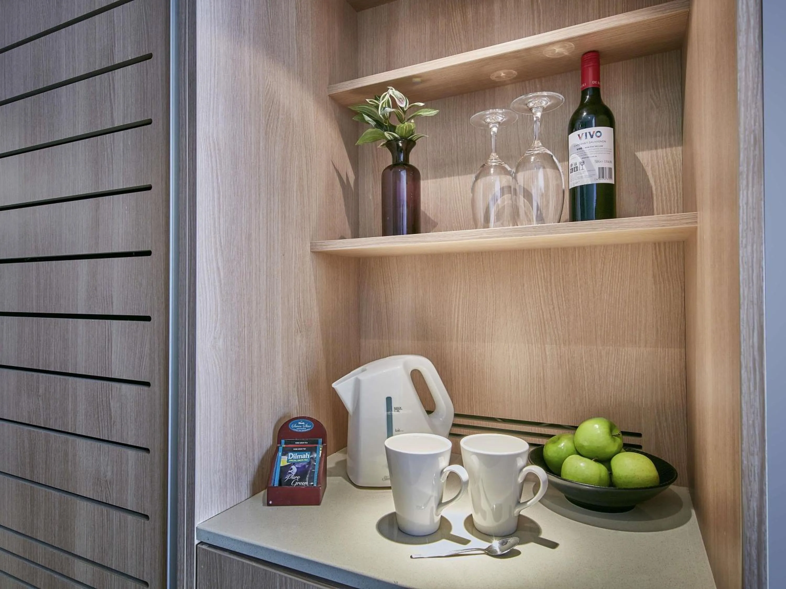 Bedroom in Mercure Perth