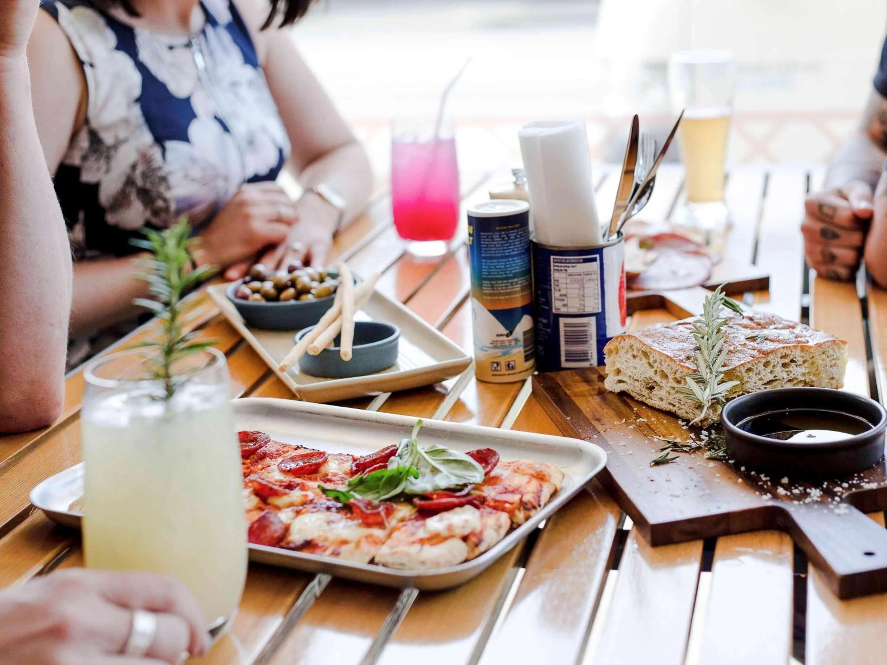 Restaurant/places to eat in Mercure Perth