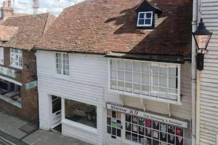 Property building in Number 5