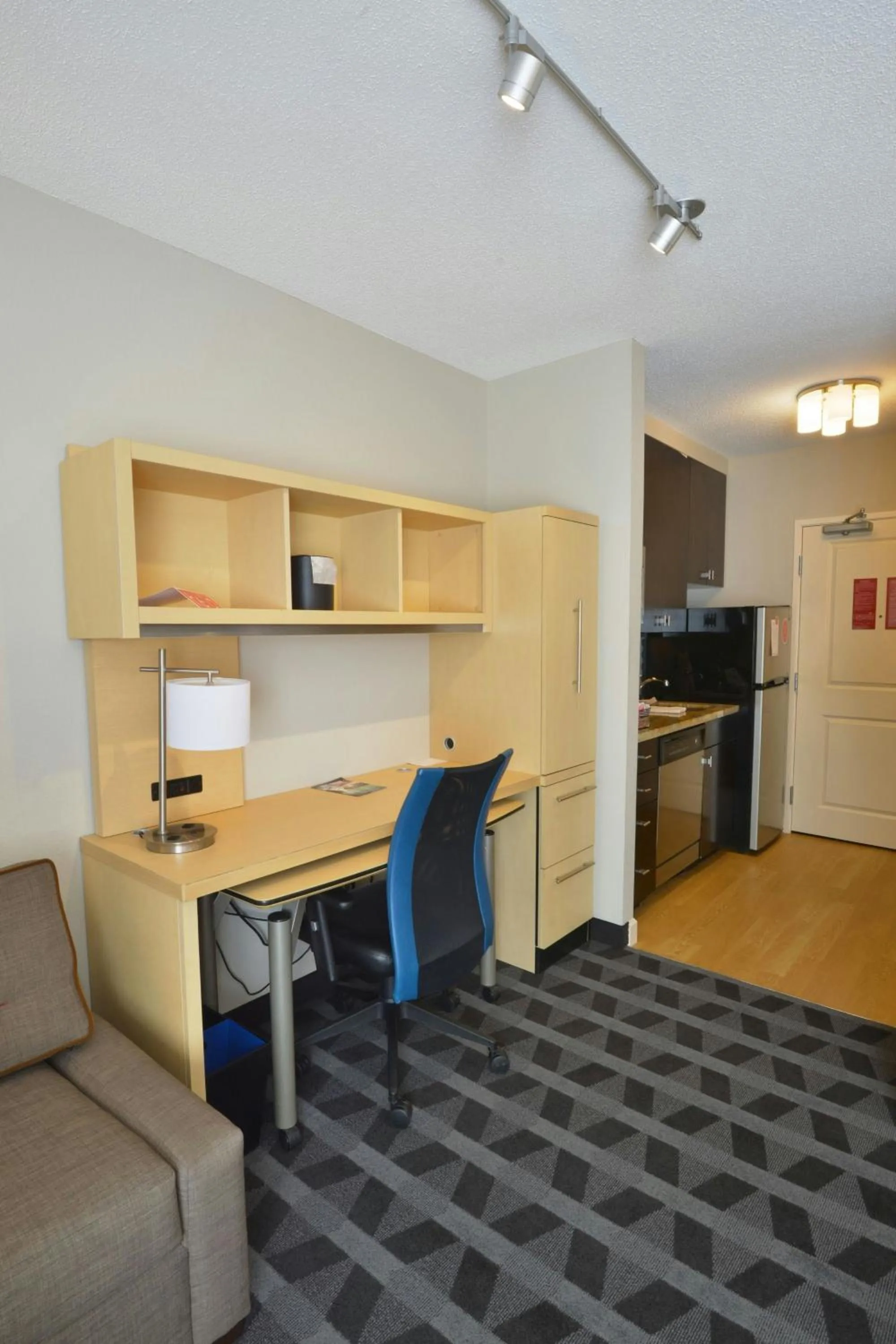 Kitchen or kitchenette in TownePlace Suites by Marriott Williamsport