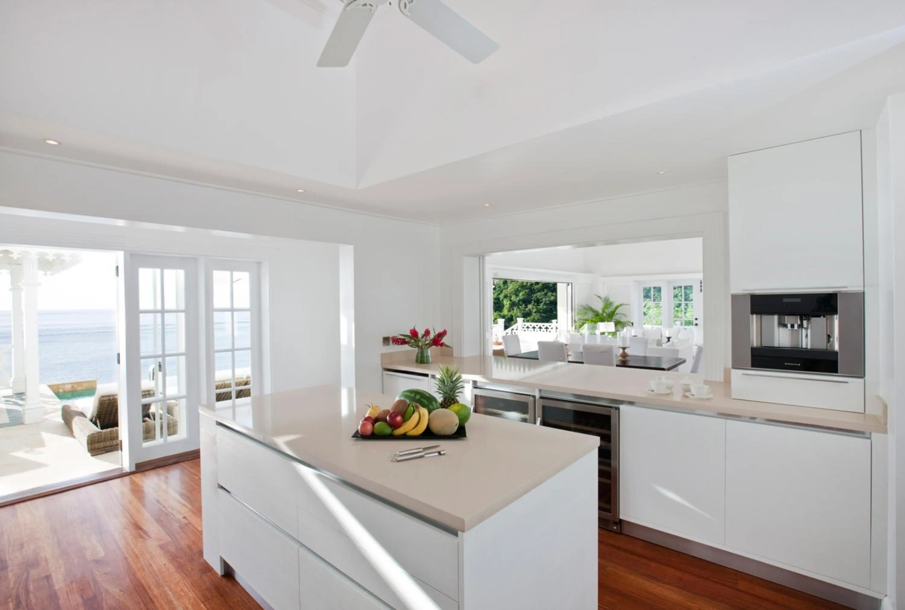 kitchen in Sugar Beach, A Viceroy Resort