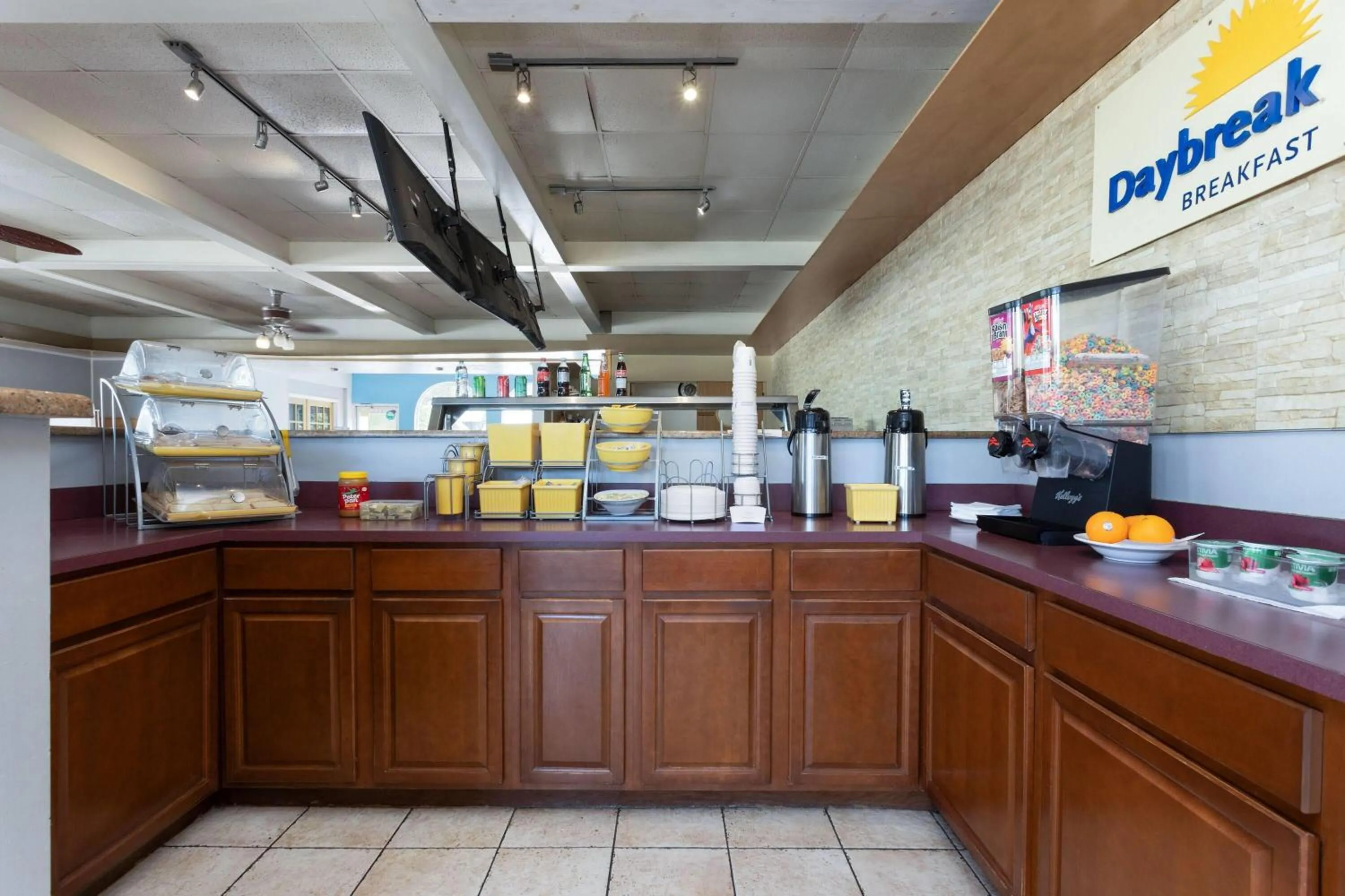 Breakfast in Days Inn by Wyndham Fort Myers Springs Resort