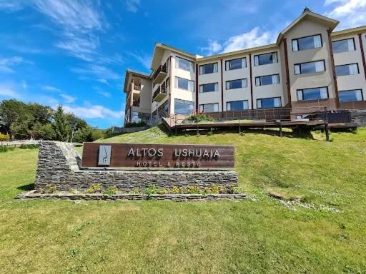 Altos Ushuaia Hotel & Resto