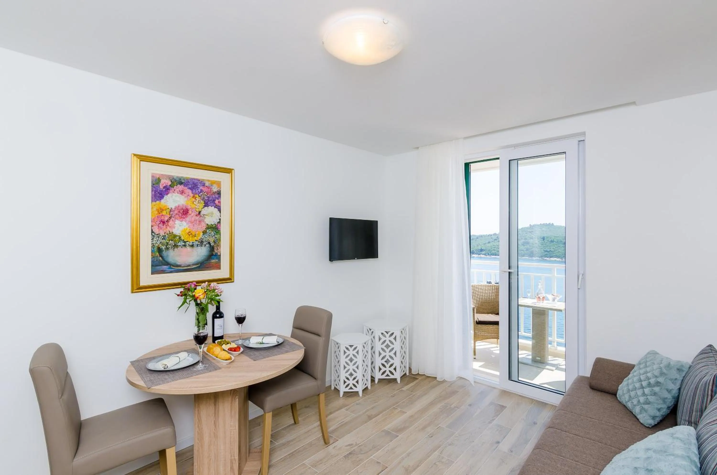 Dining area in Apartments Lazarin