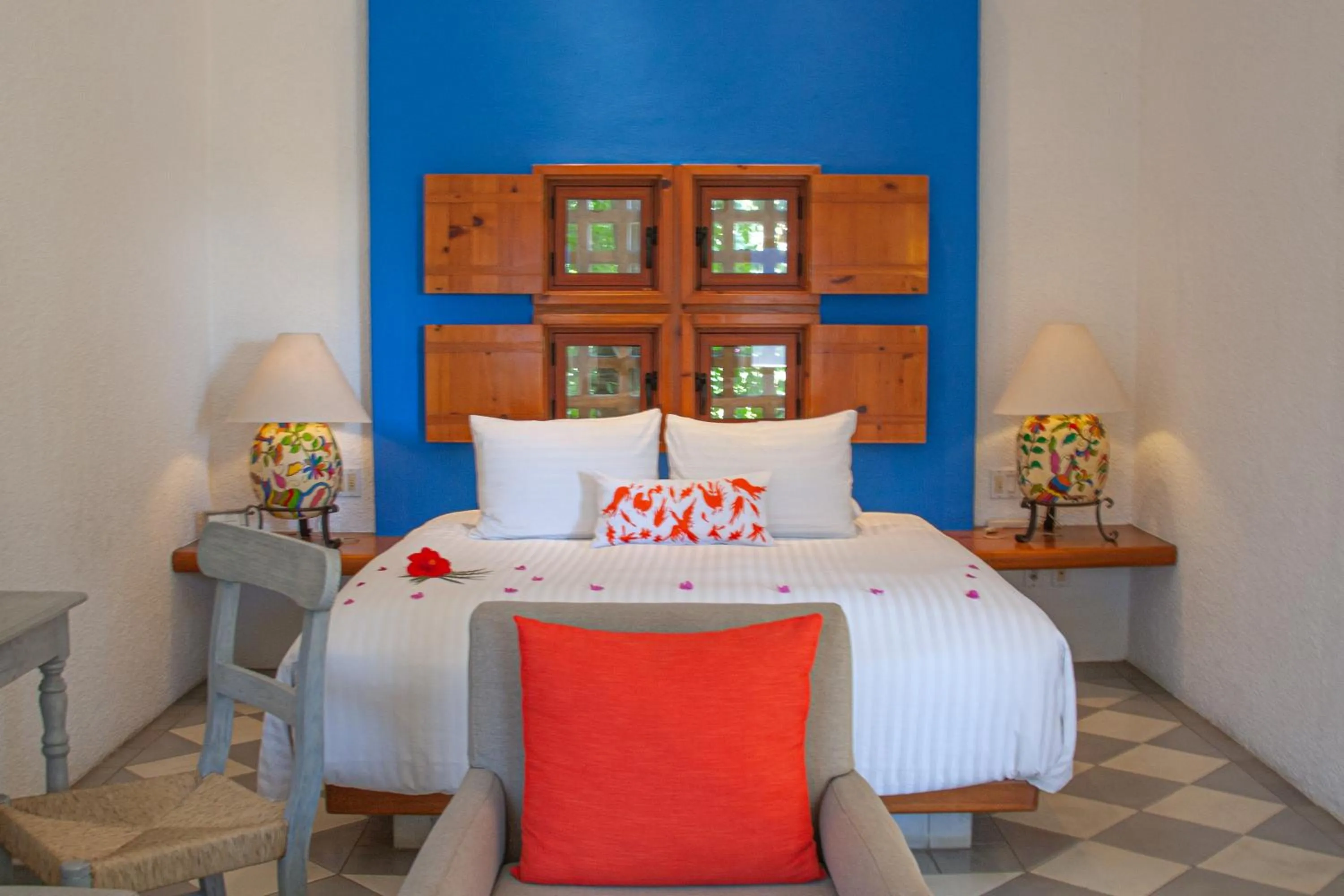 Photo of the whole room, Bed in Casa Natalia Boutique Hotel Adults Only