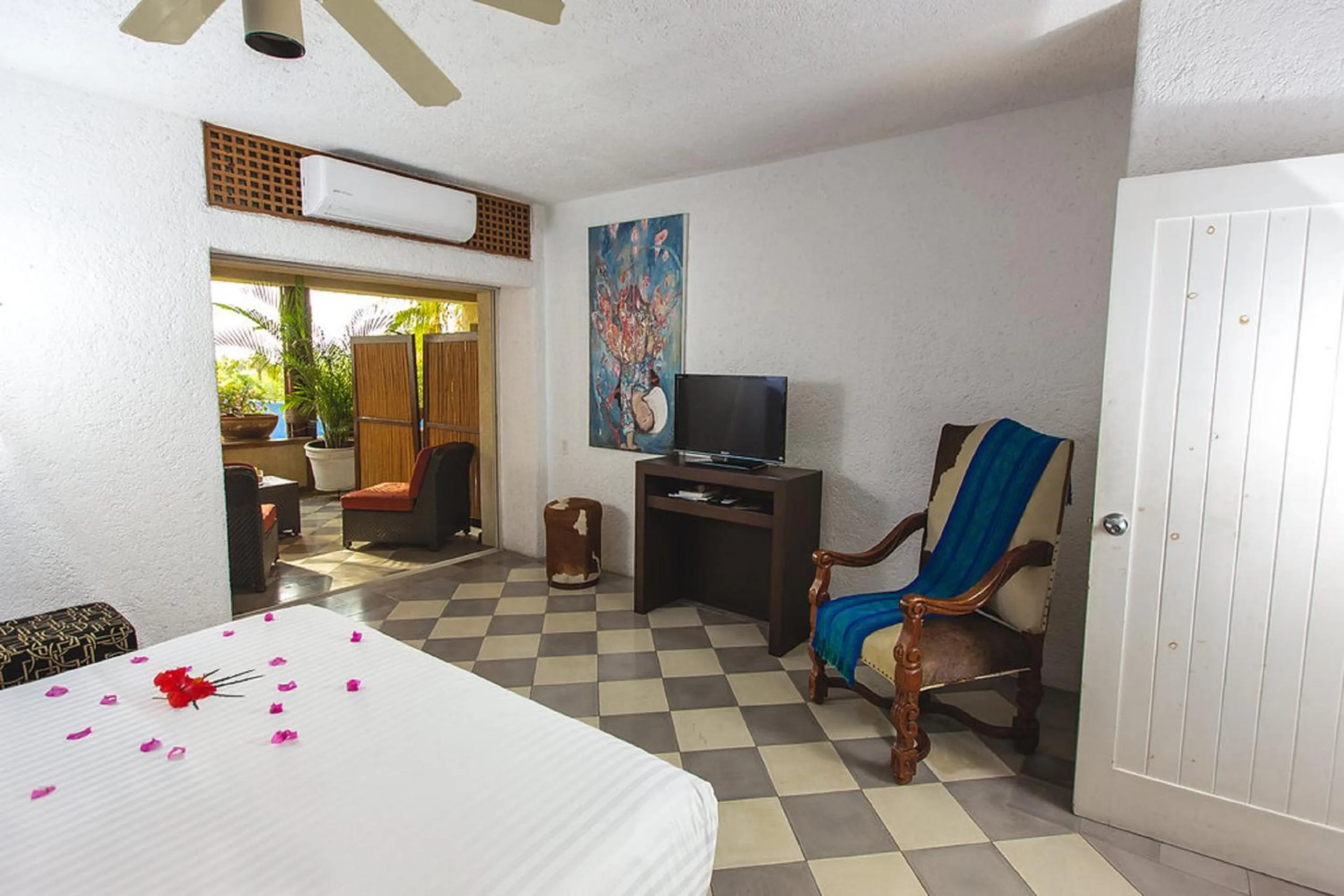 Decorative detail, Bed in Casa Natalia Boutique Hotel Adults Only