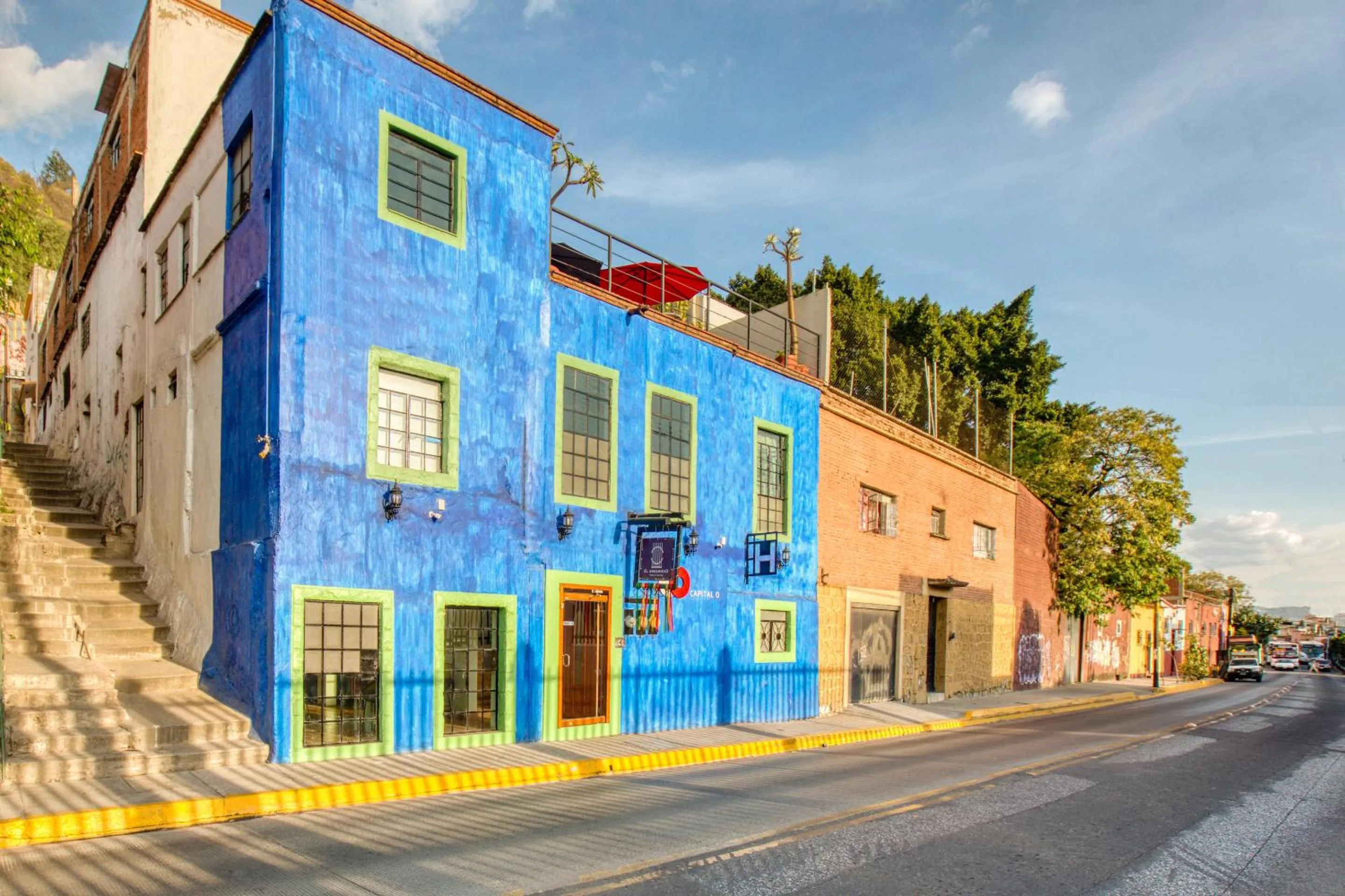 Facade/entrance, Property Building in Capital O El Andariego, Oaxaca