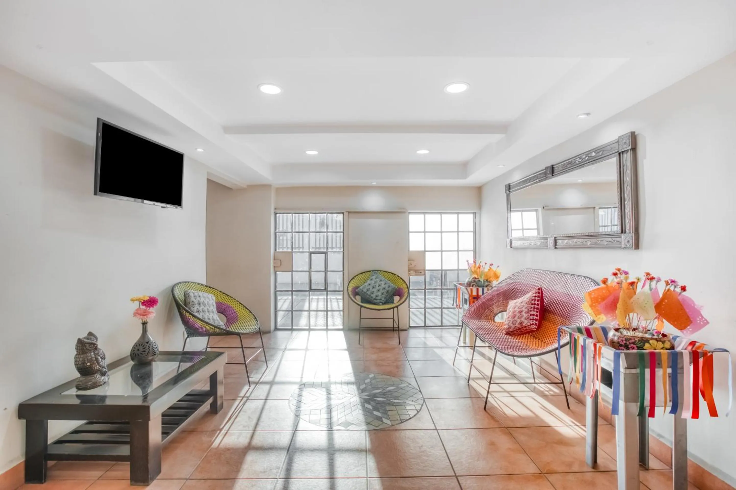 Facade/entrance in Capital O El Andariego, Oaxaca