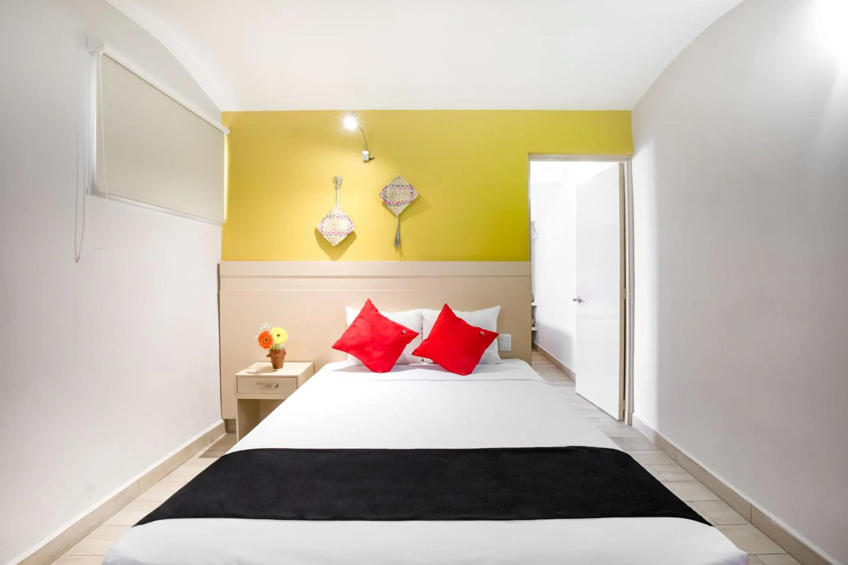 Bedroom in Capital O El Andariego, Oaxaca