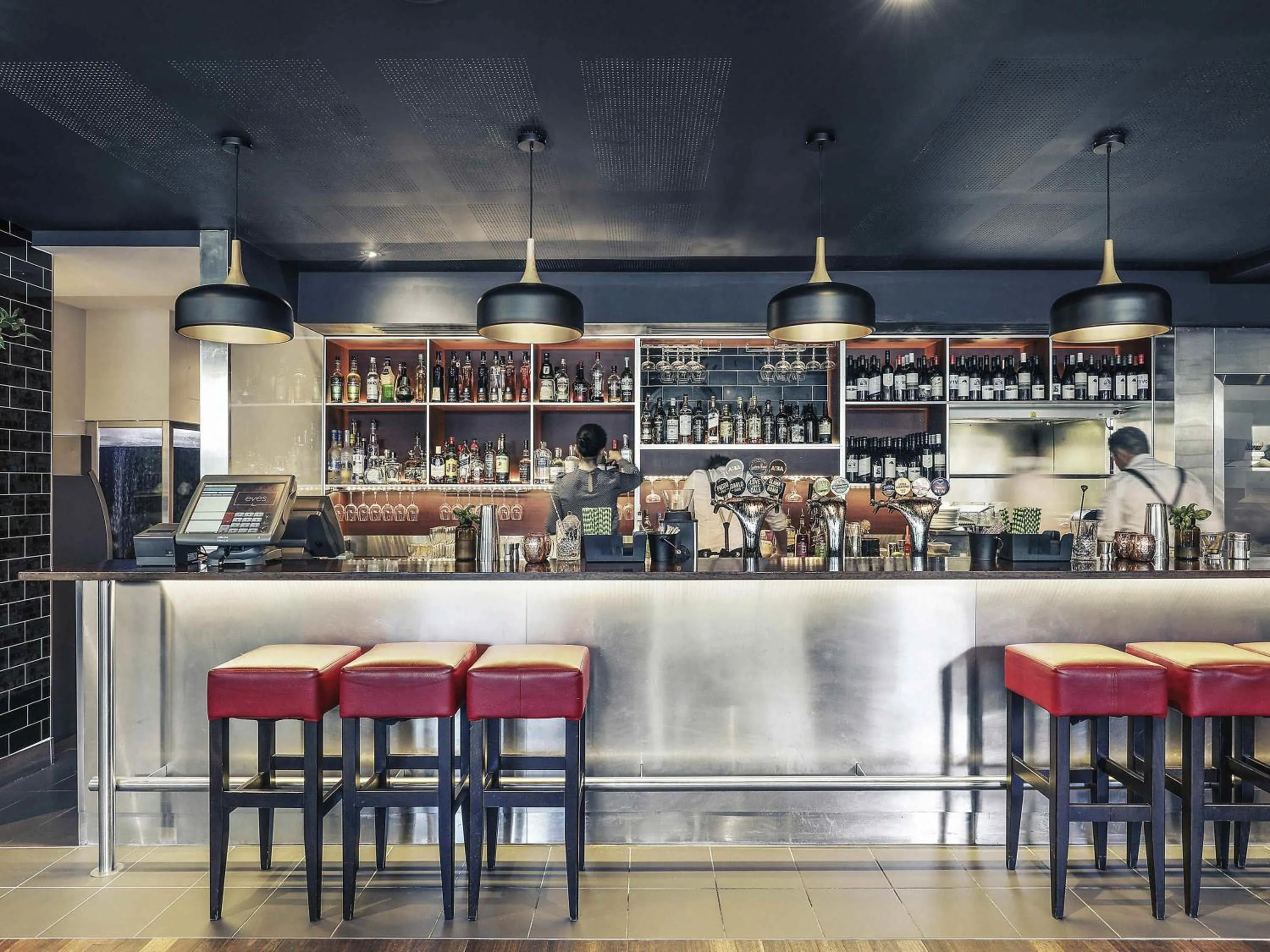 Restaurant/places to eat in Mercure Sydney