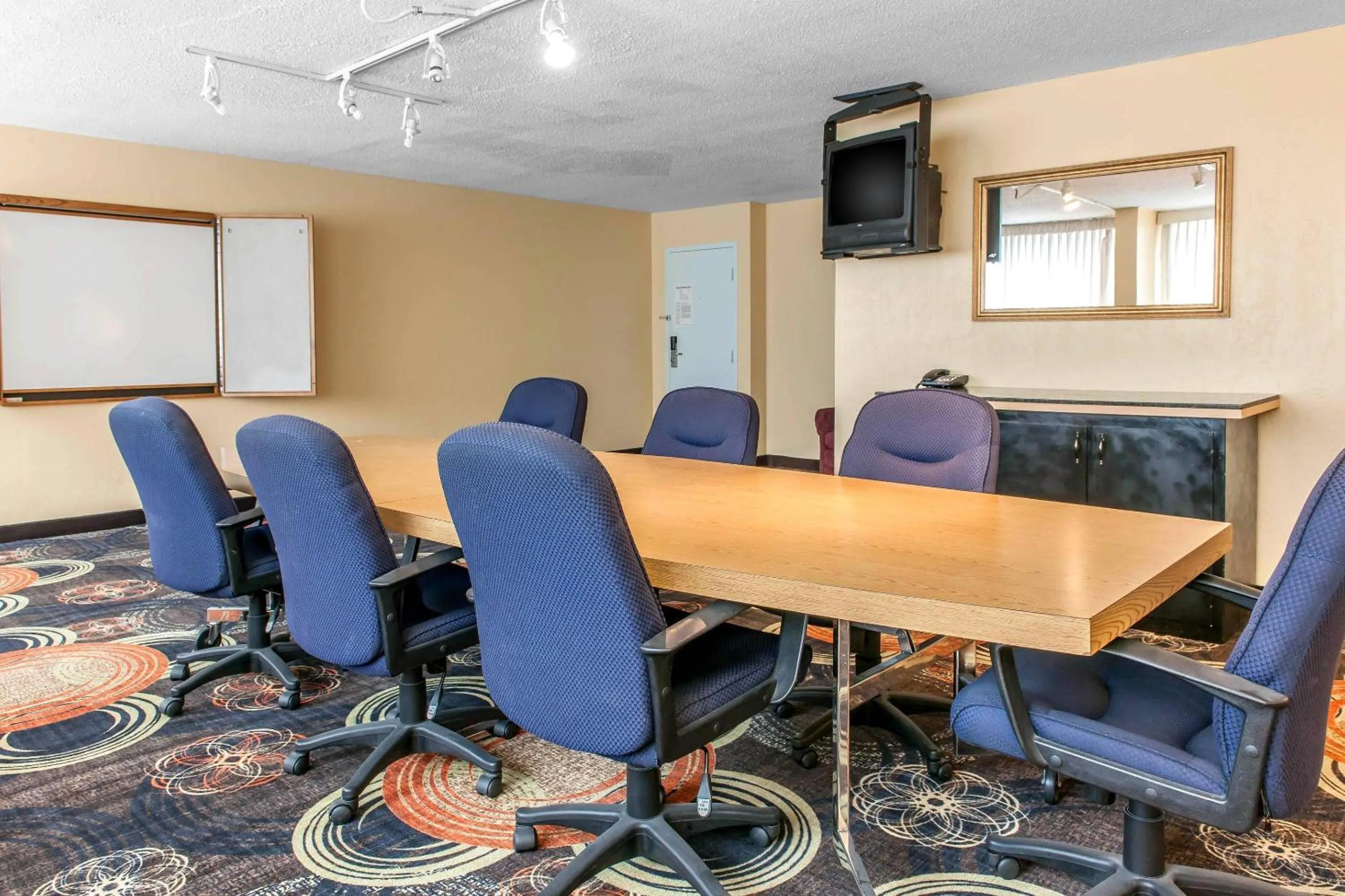 Meeting/conference room in Quality Inn Conference Center Logansport