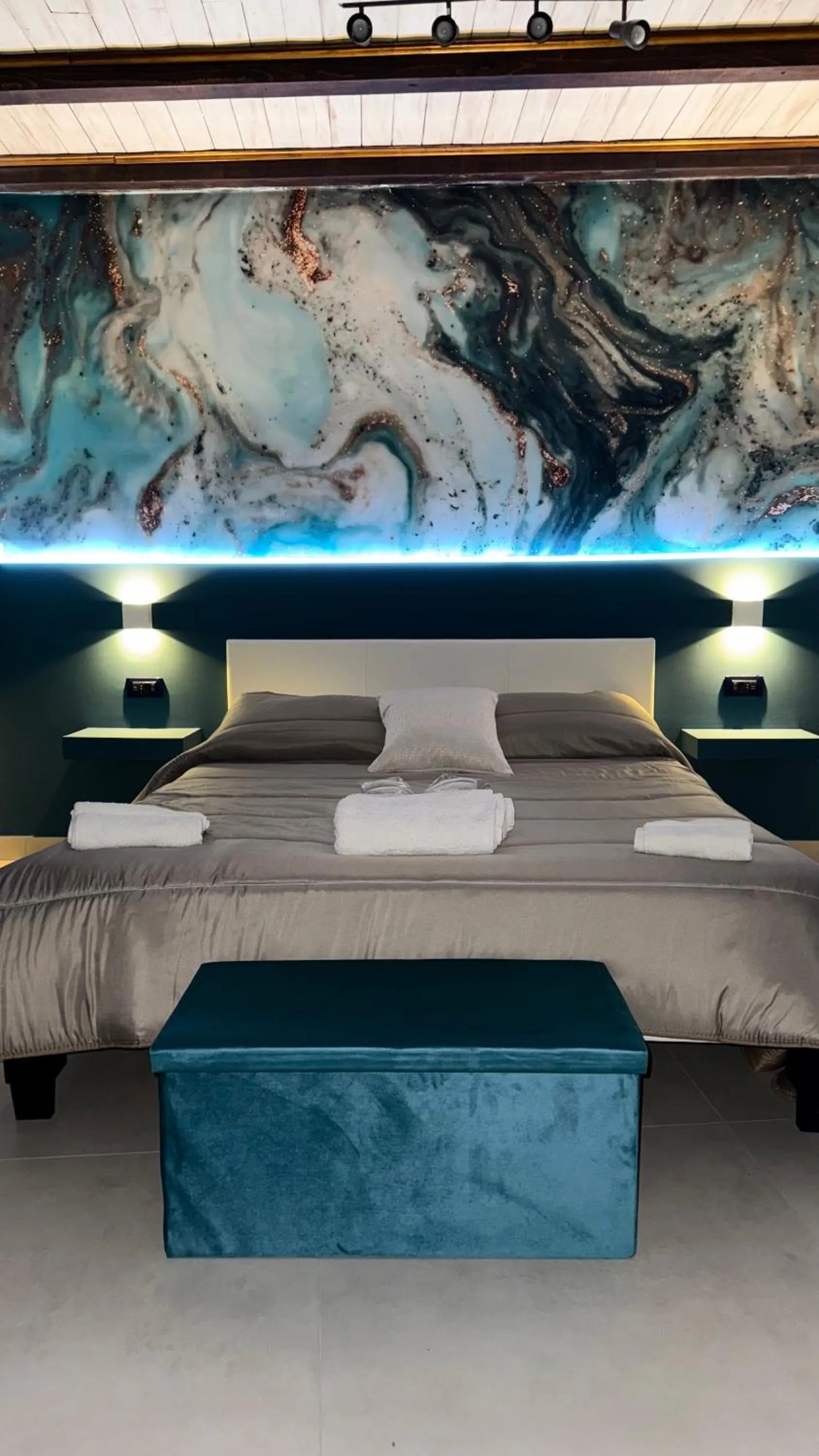 Bed in Cannatella's Mansion