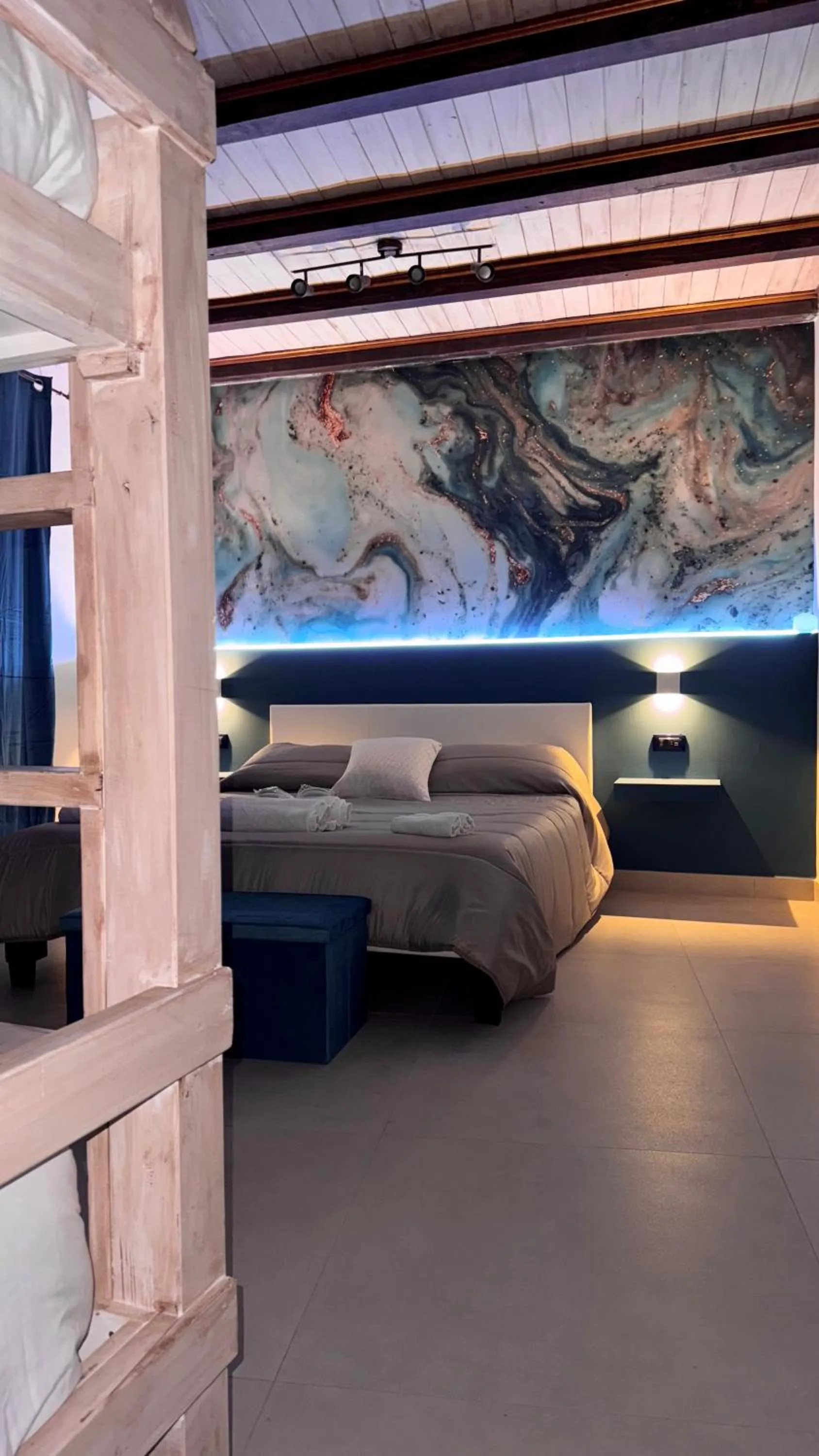 Bed in Cannatella's Mansion