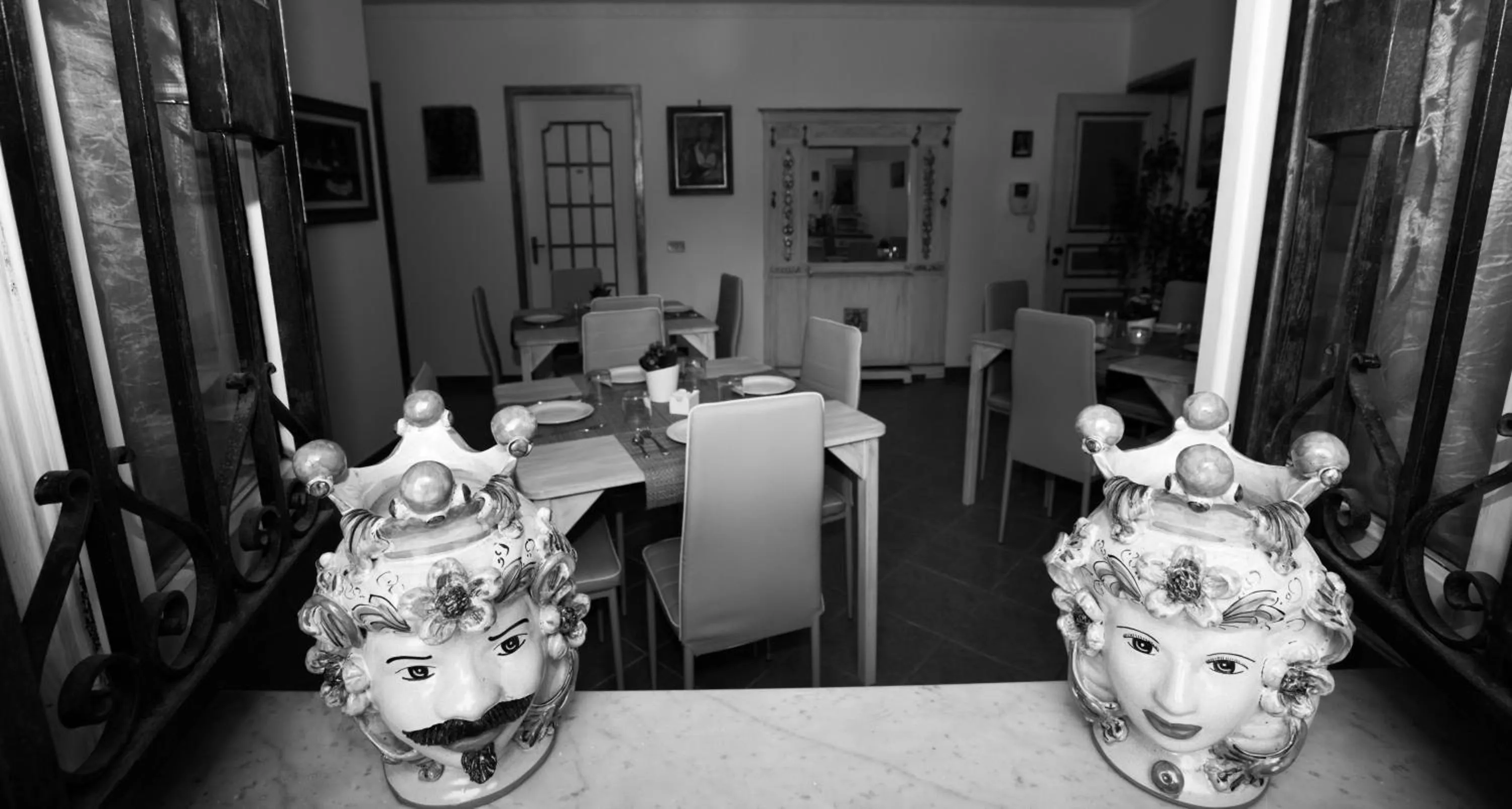 Lobby or reception in Cannatella's Mansion