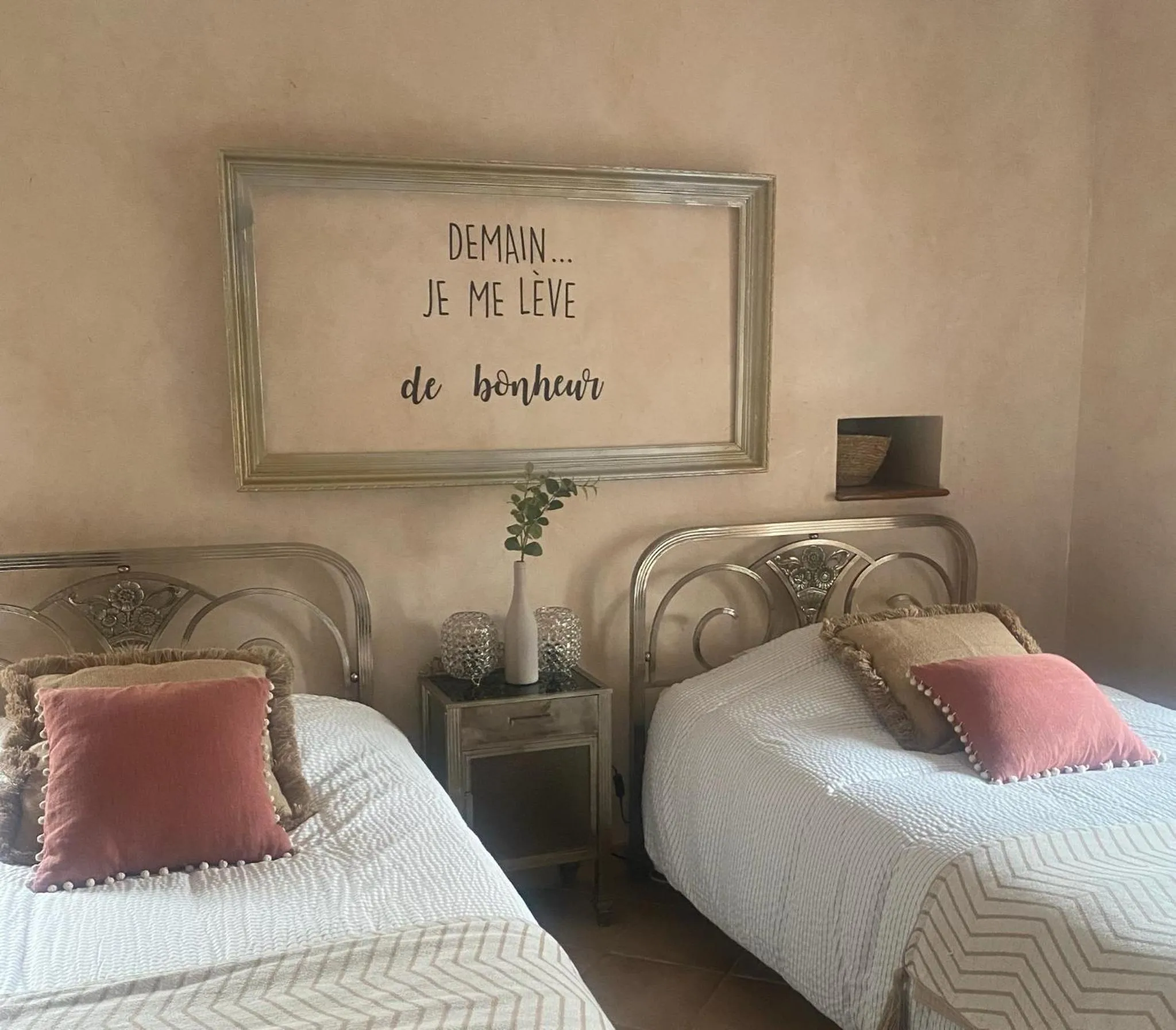 Bedroom, Bed in Le Mas des Sources