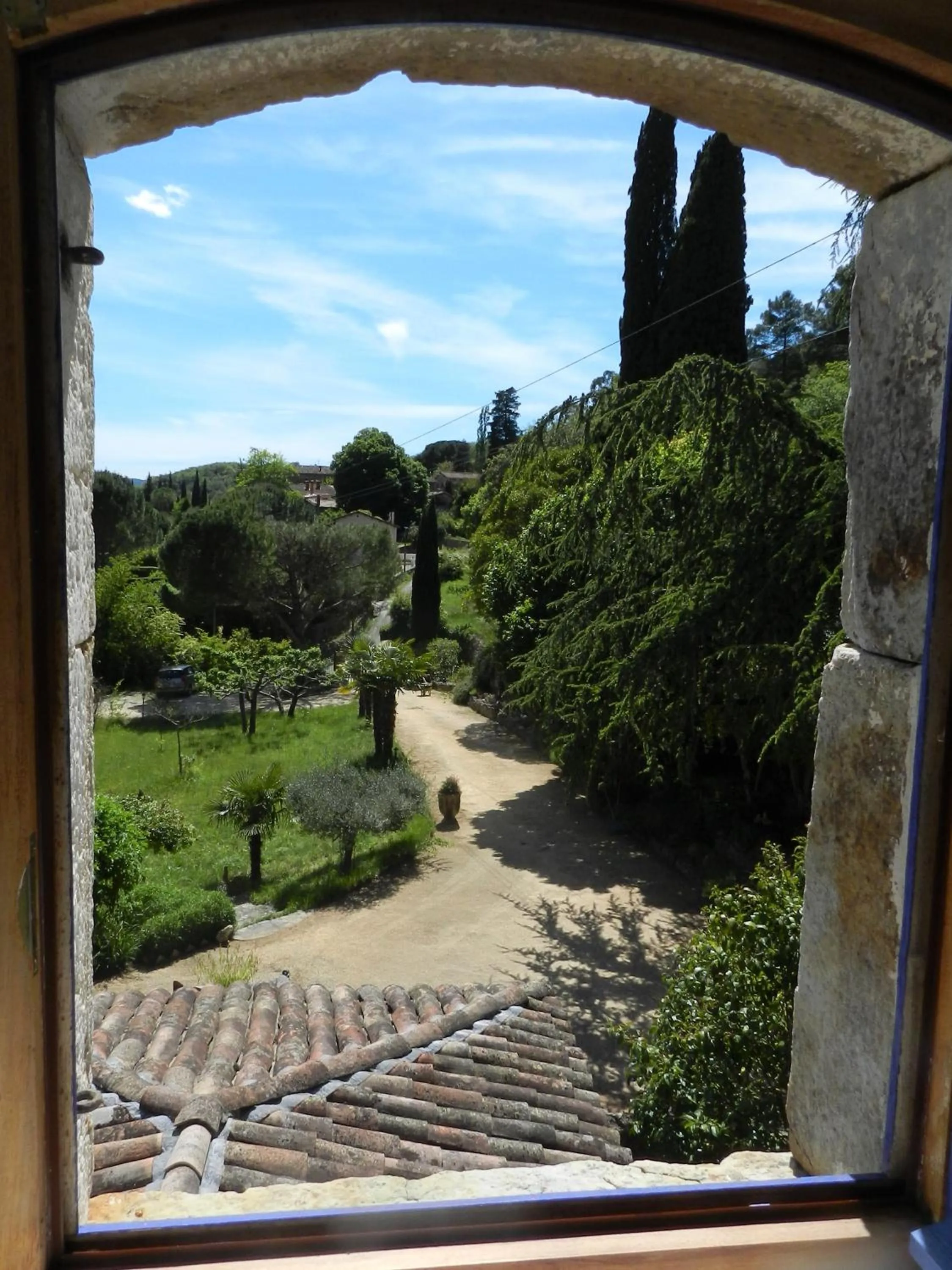 Garden view in Le Mas des Sources