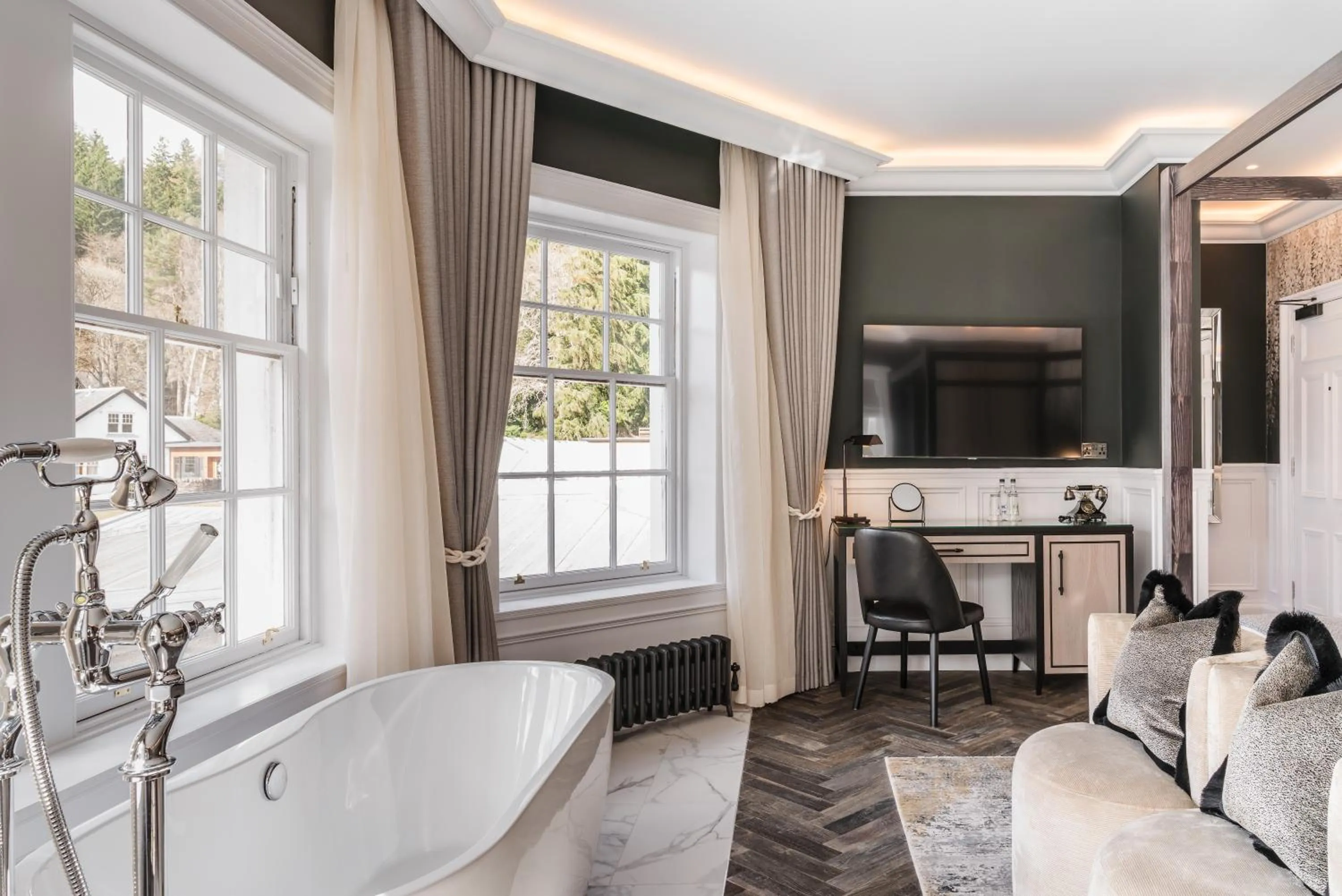 Bath in Dunkeld House Hotel