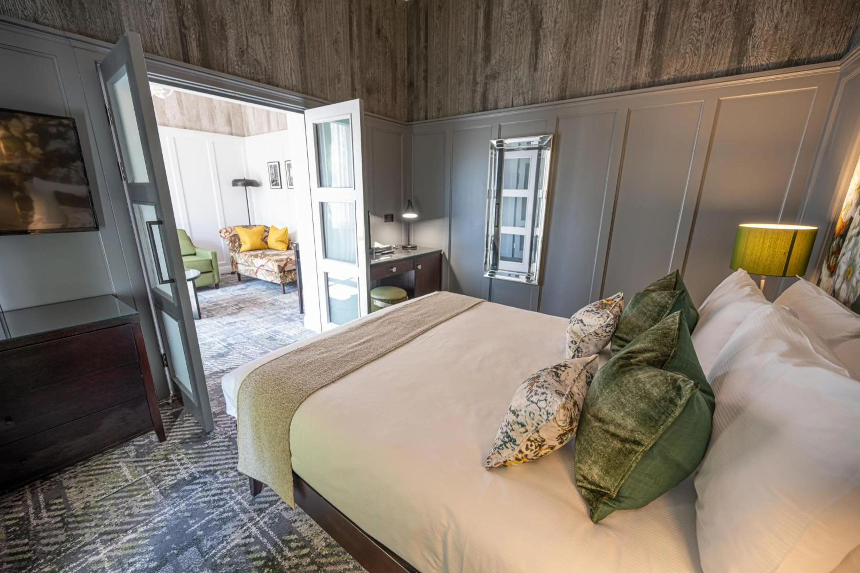 Bedroom, Bed in Dunkeld House Hotel