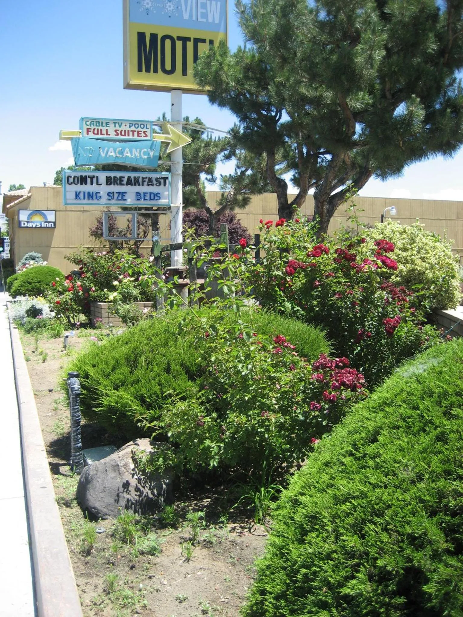 Property building in Mountain View Motel